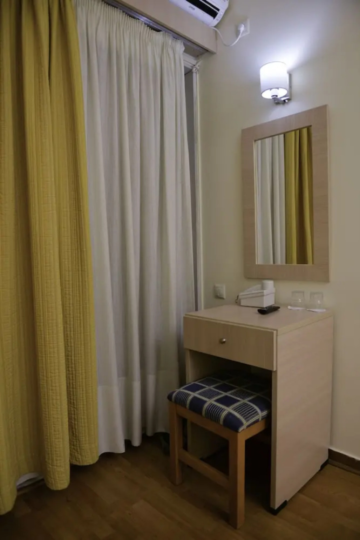 Rosewood Manor Bed & Breakfast