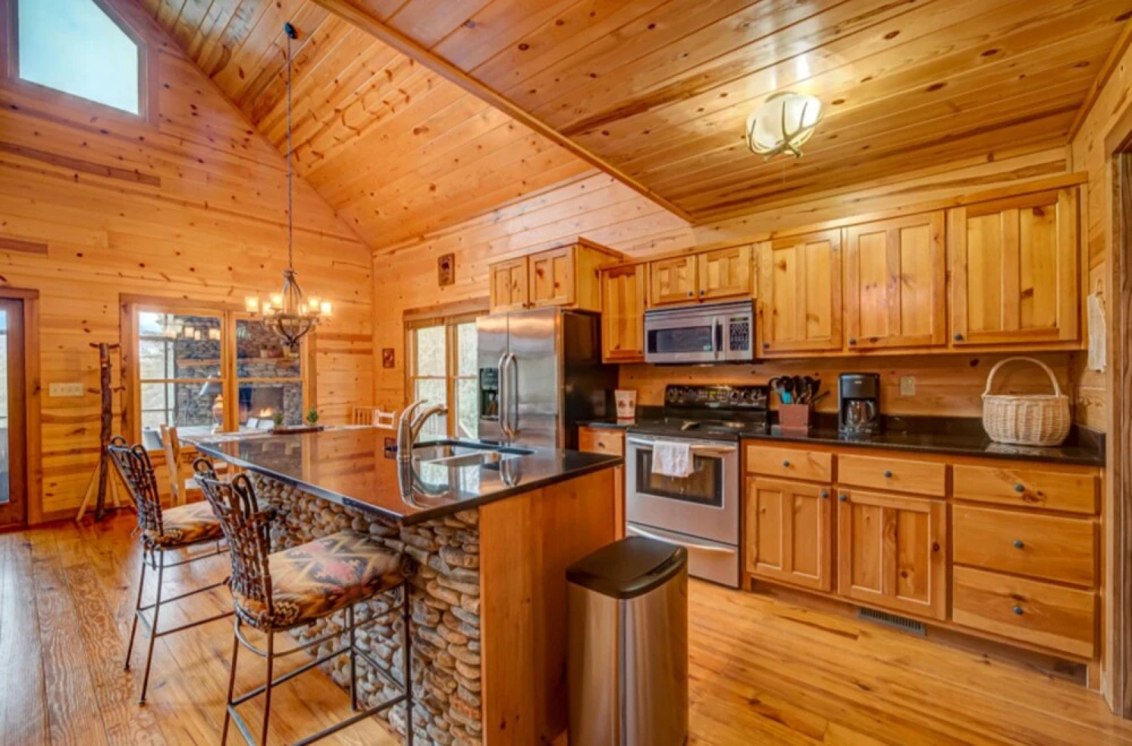 Aska Creek-n-view by Escape to Blue Ridge