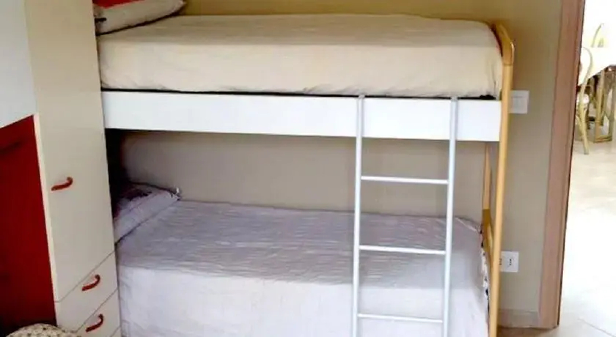 Appartamento ammobiliato in centro Loano (Liguria)