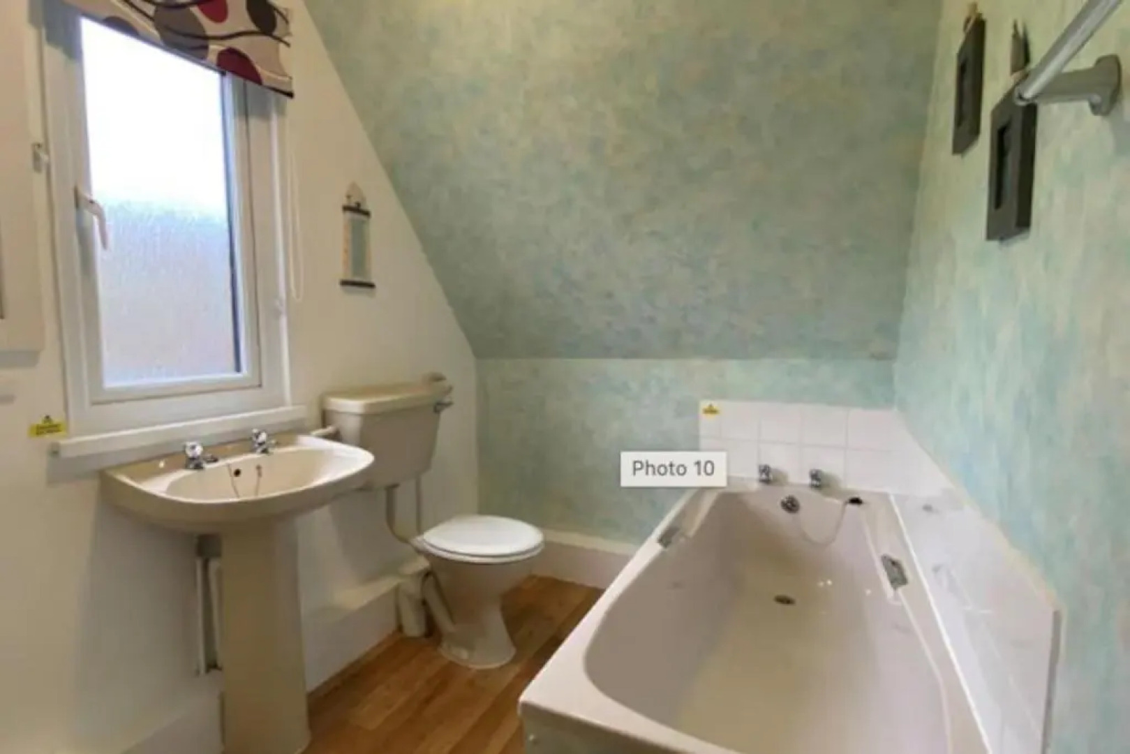 Trevithick Cottage Sleeps 6, Dog Friendly, Parking