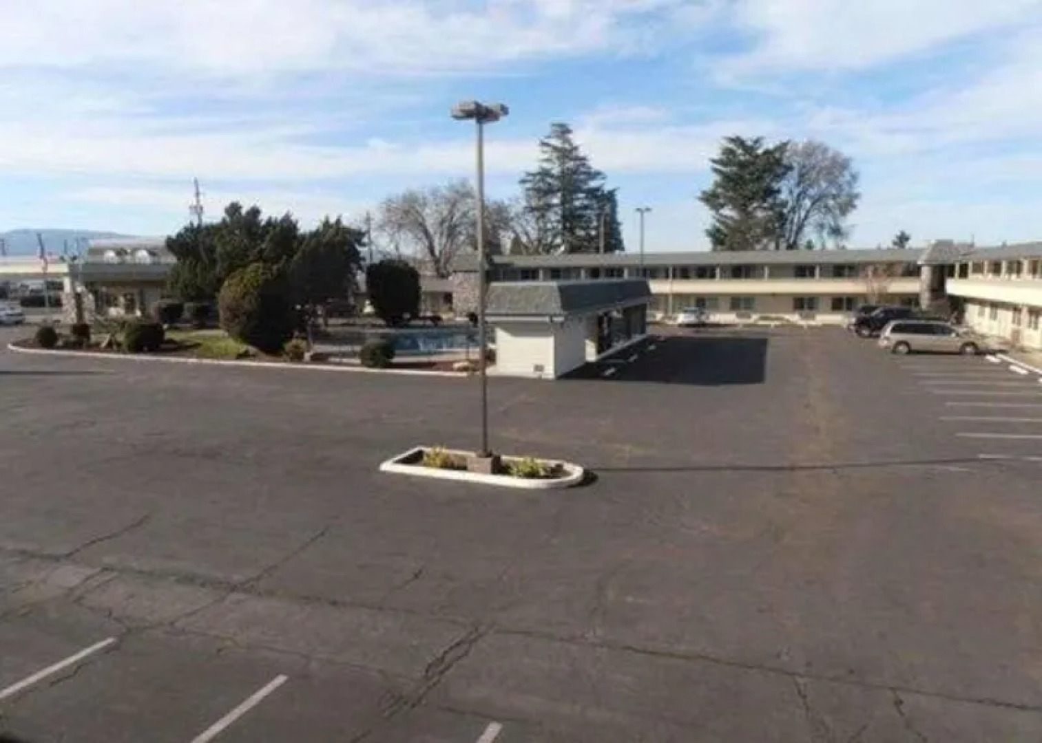 Econo Lodge Inn & Suites Central