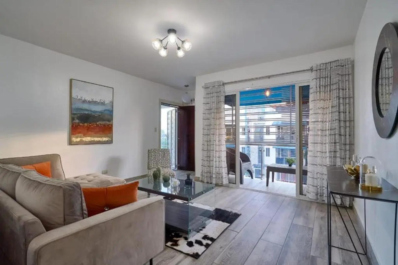 Súper apartamento con piscina