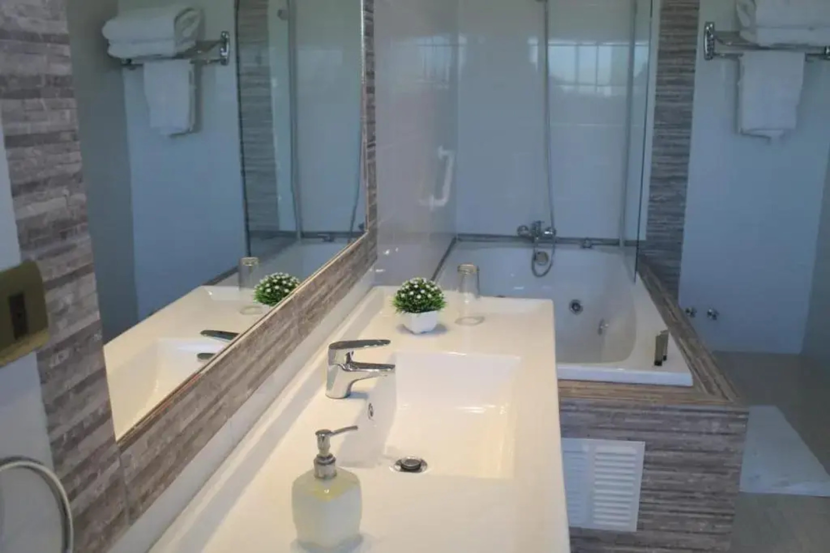 Hotel Jardin Alto San Fernando