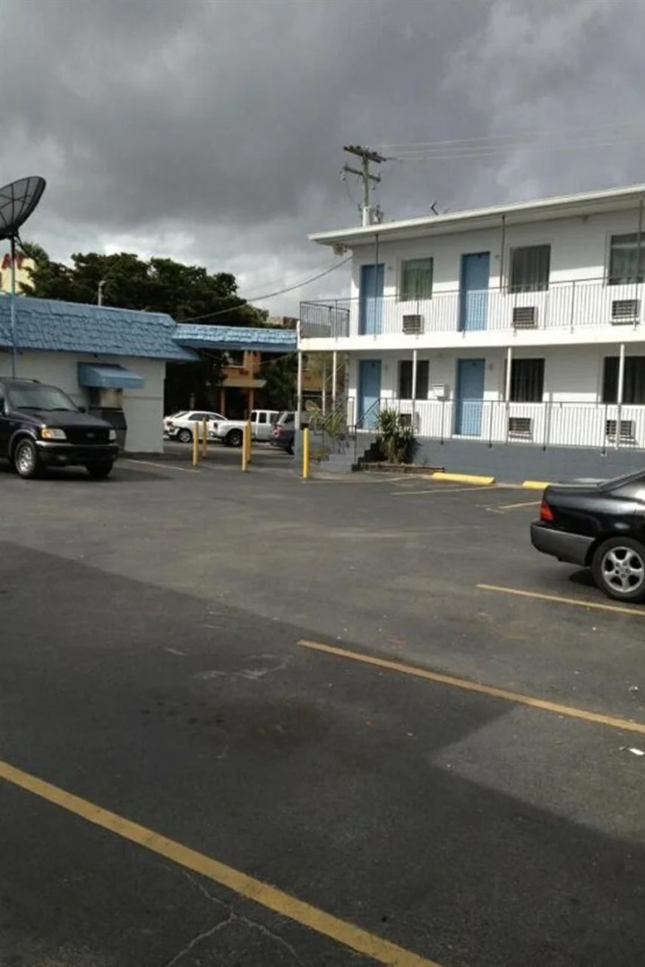 Miami Springs Inn