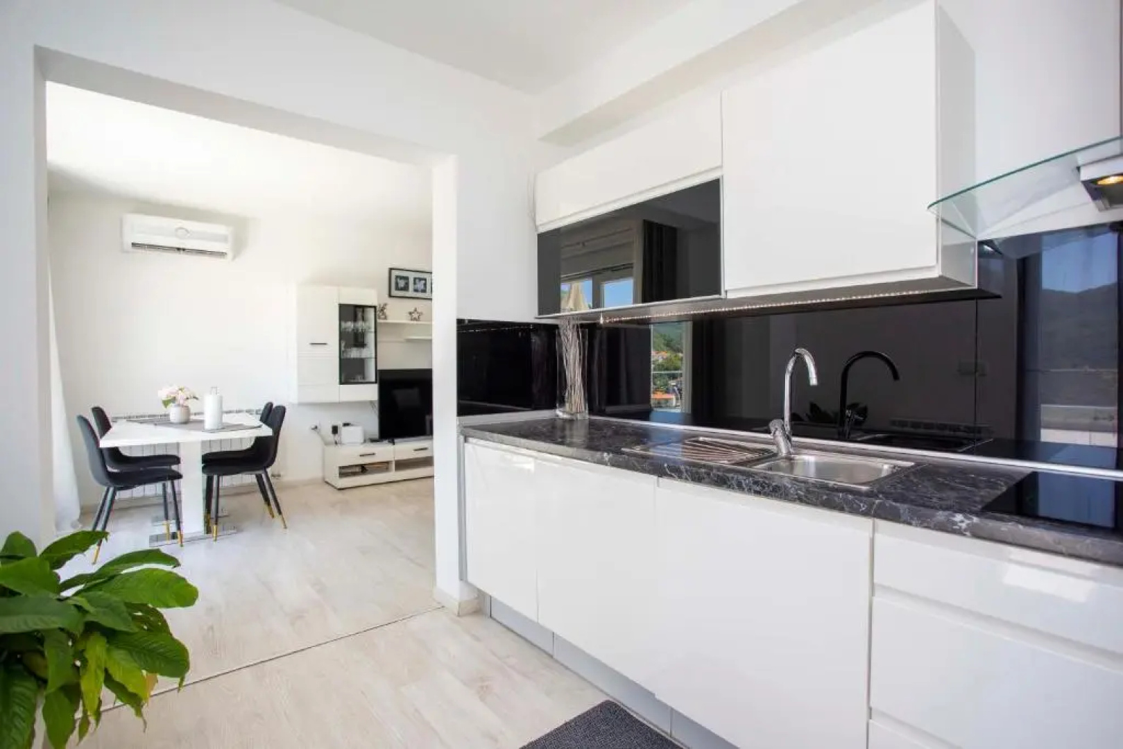 Apartment Panorama