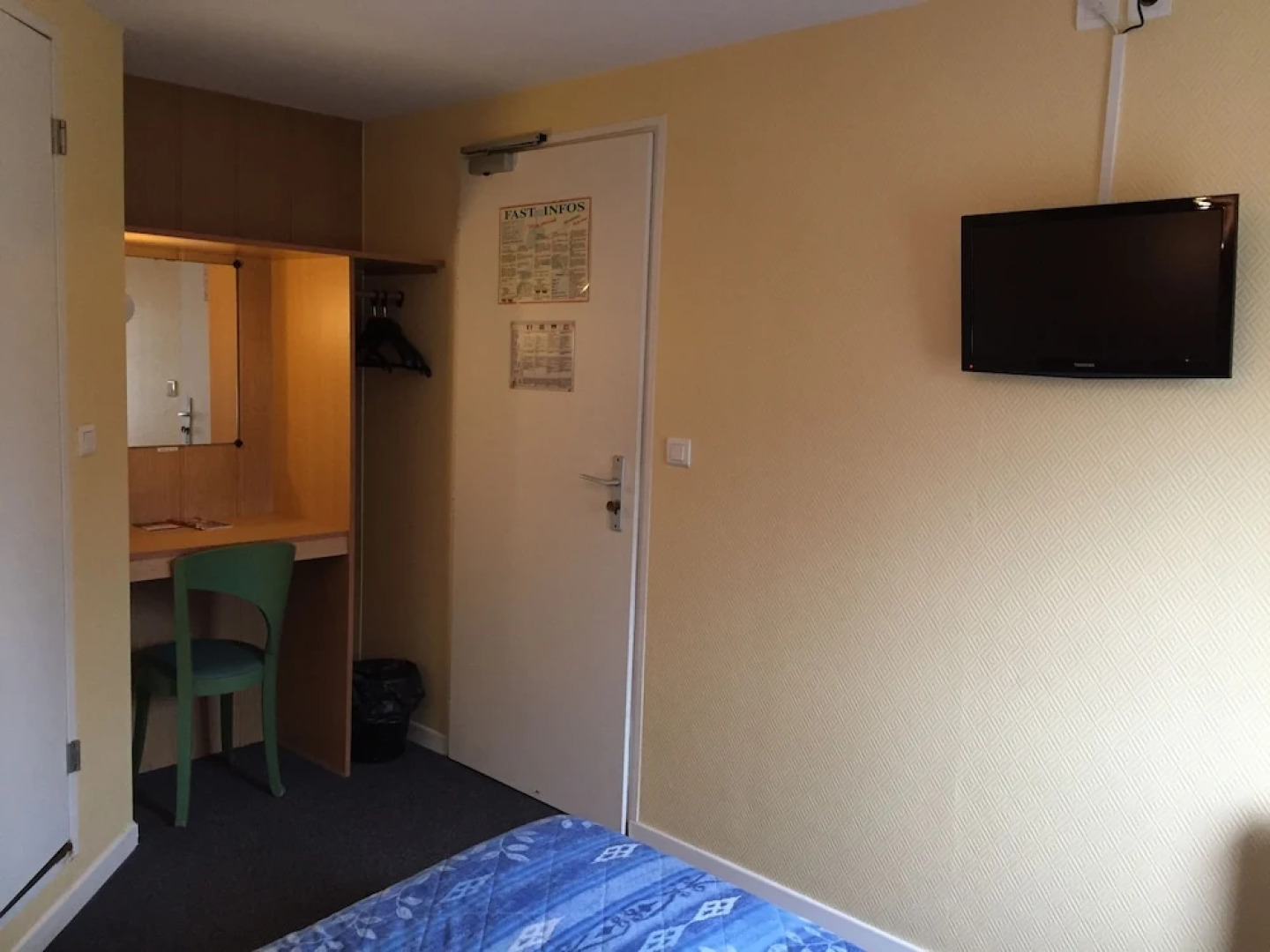 Fasthôtel Paris Ouest - Plaisir