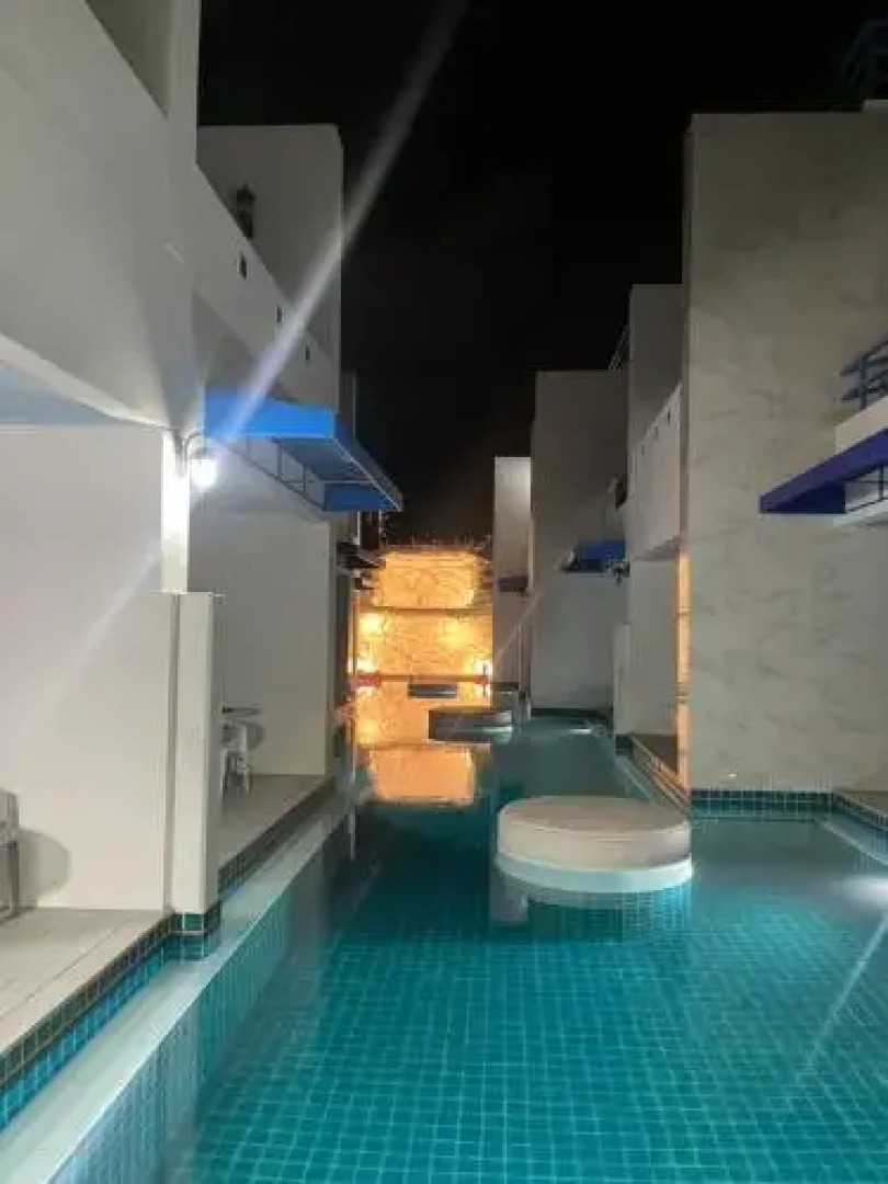 Mona Lisa pool villa