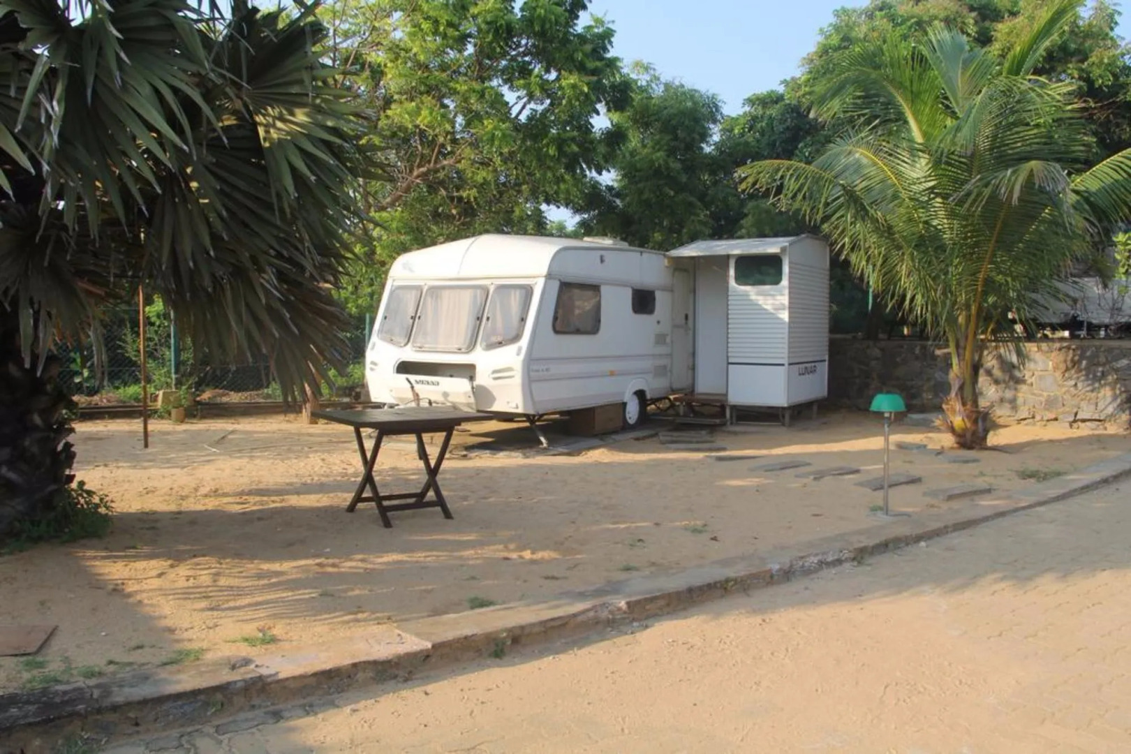 yala caravan village