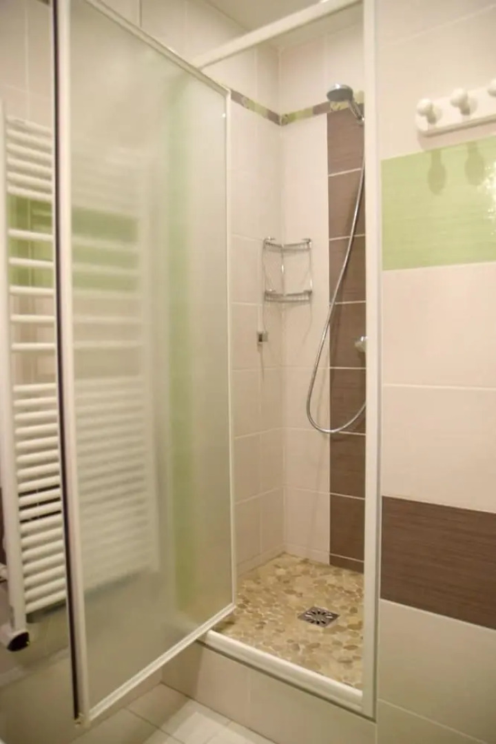 House With 2 Bedrooms in Vaux-sur-mer, With Pool Access, Enclosed Gard