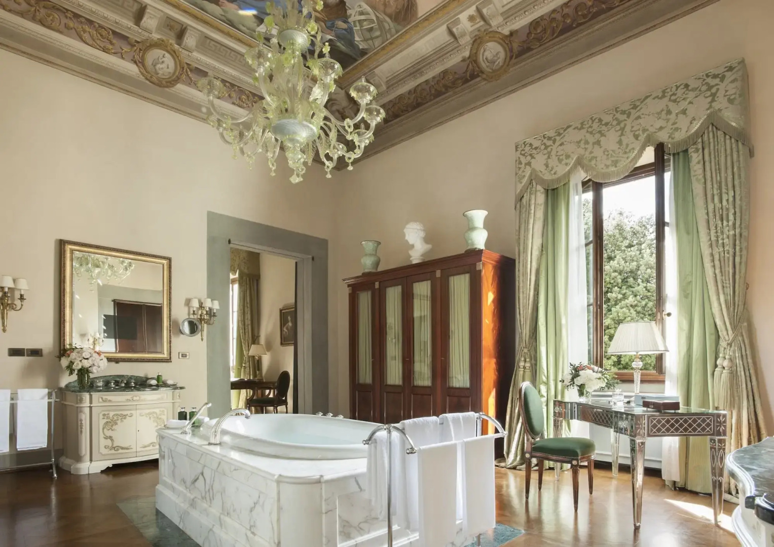 Отель Four Seasons Hotel Firenze