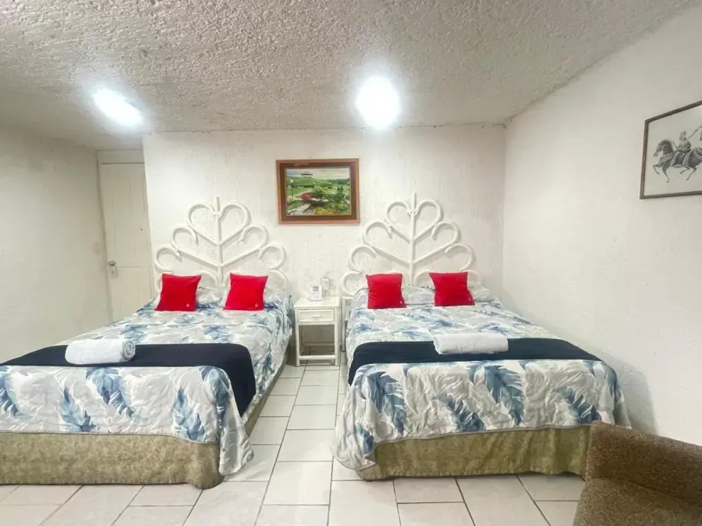 Capital O Farallon Inn