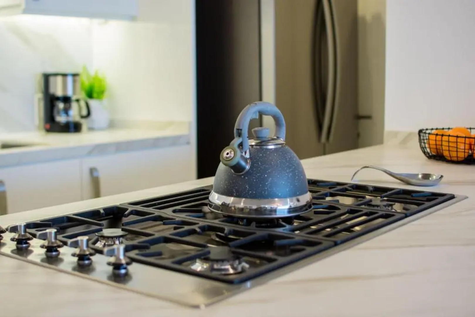 Real View Towers E208 by Casago