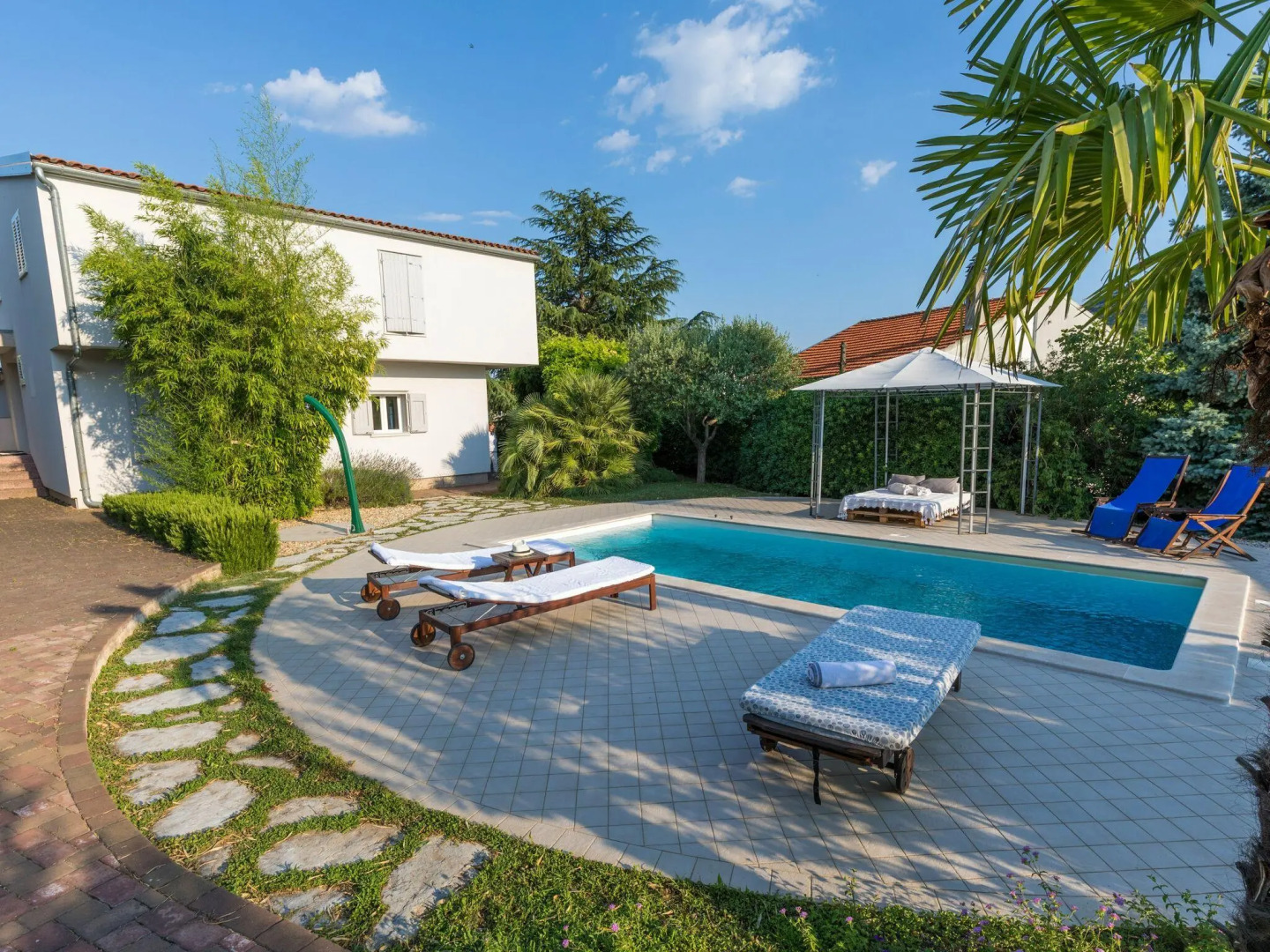 Pool Villa in Sibenik Near Lake