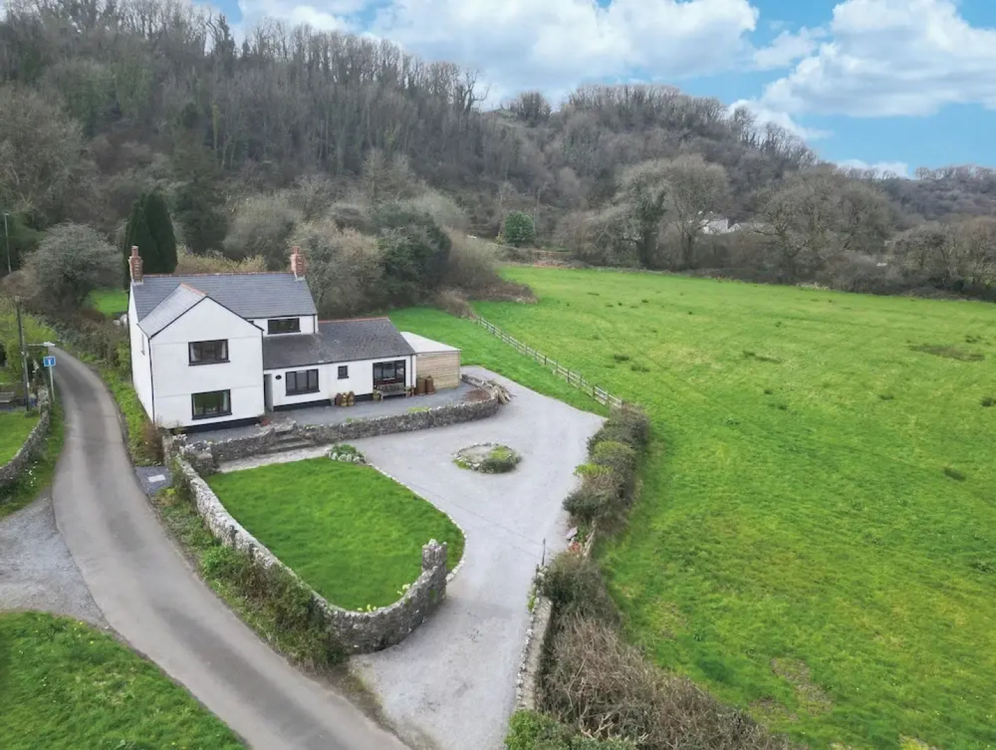 Hill House - 4 Bedroom - Llanrhidian