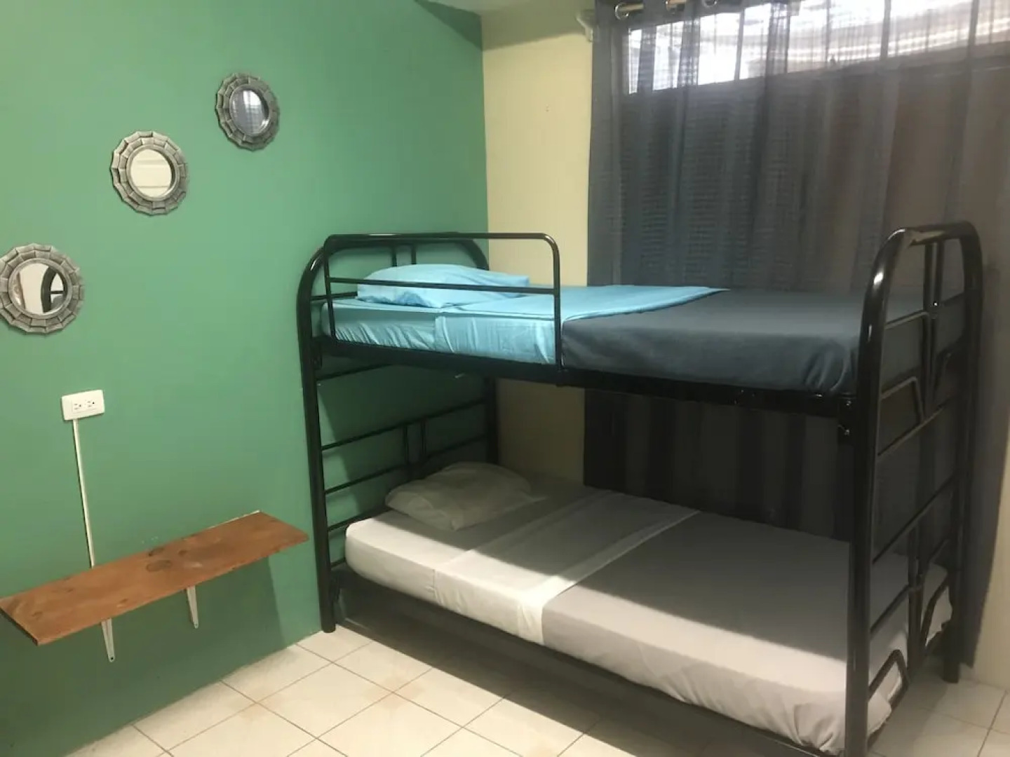 Green Country Hotel - Hostel