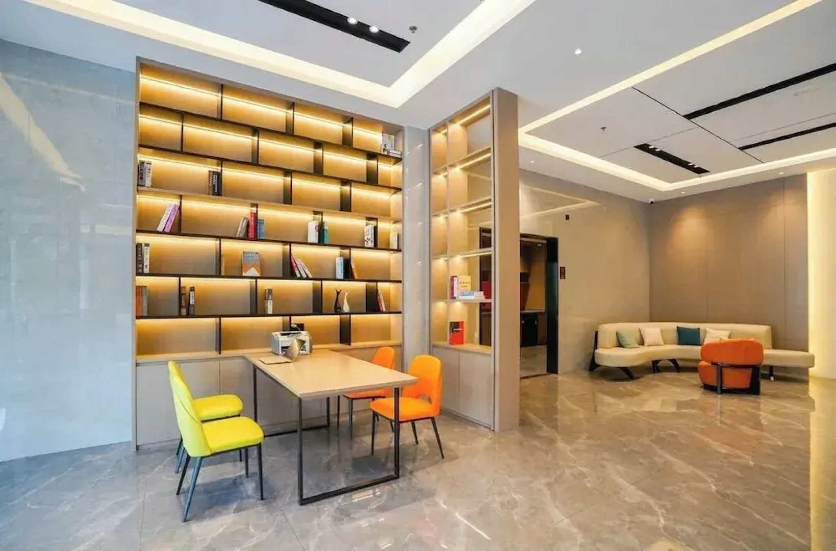 yi xuan hotel - bus station