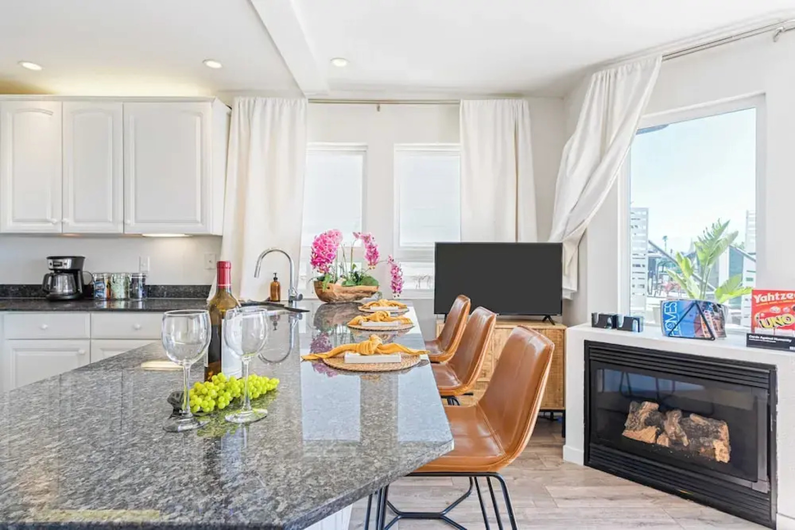 2 Coastal Studios at Cayucus Beach Access + Ocean Views