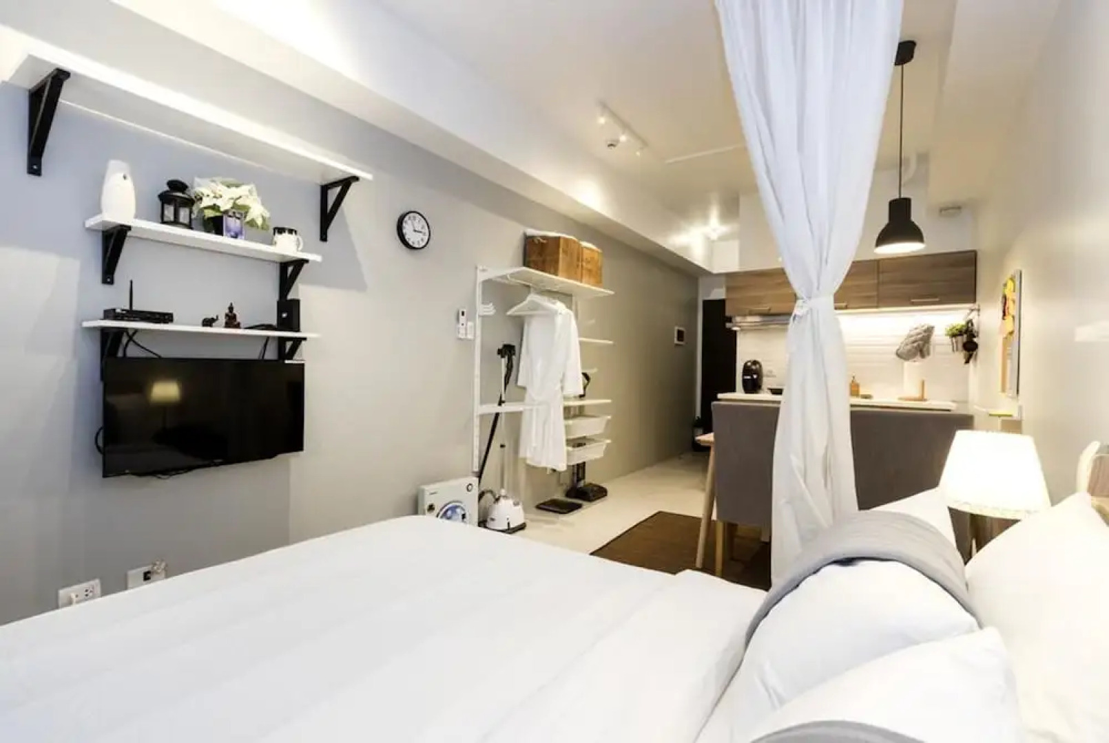 Scandinavian Studio at The Pearl Place