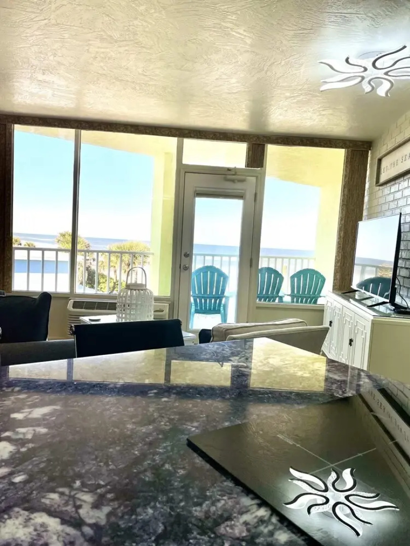 Sea Dreams - Beachside 1 Bedroom at Symphony Beach