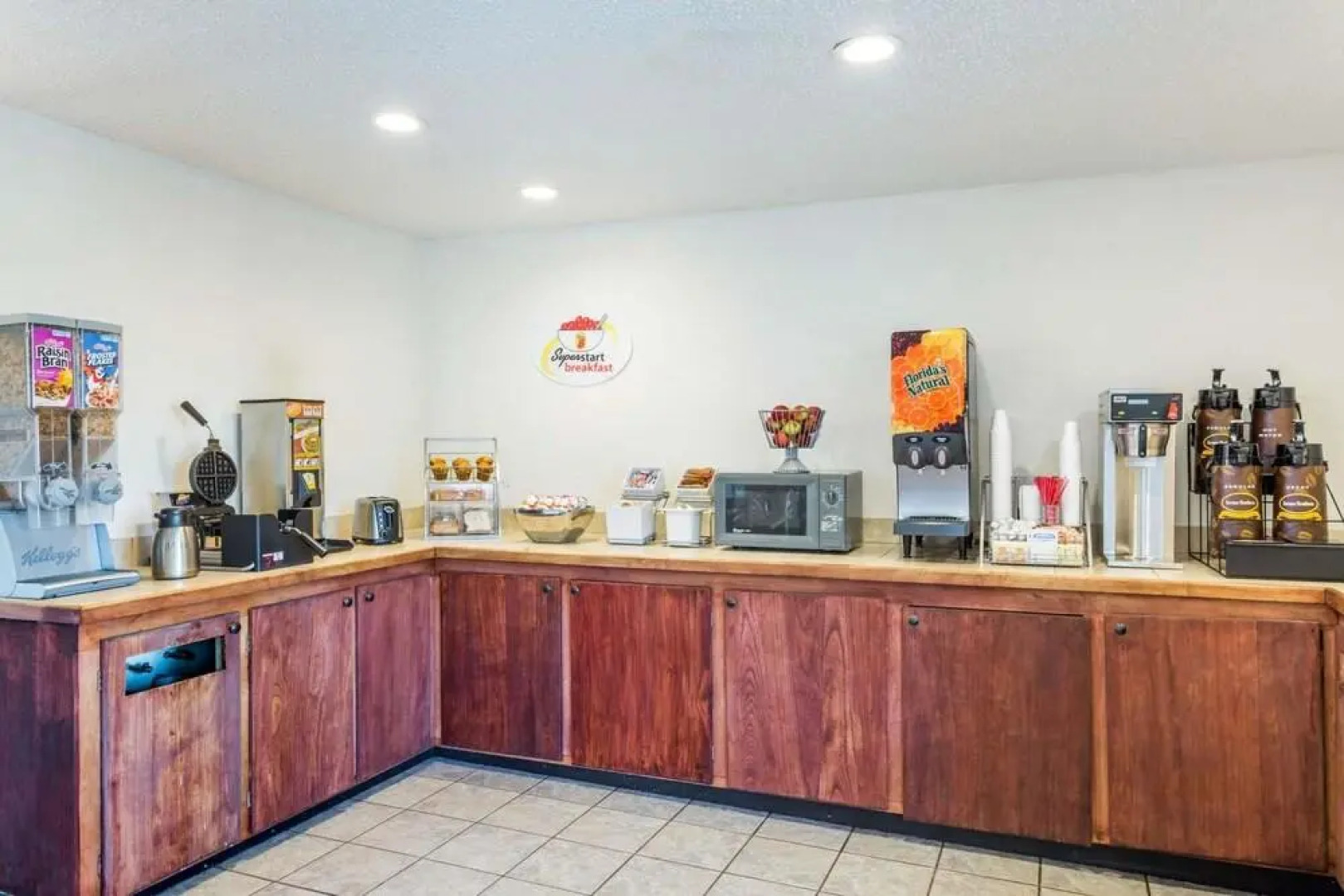 Super 8 Motel - Joppa