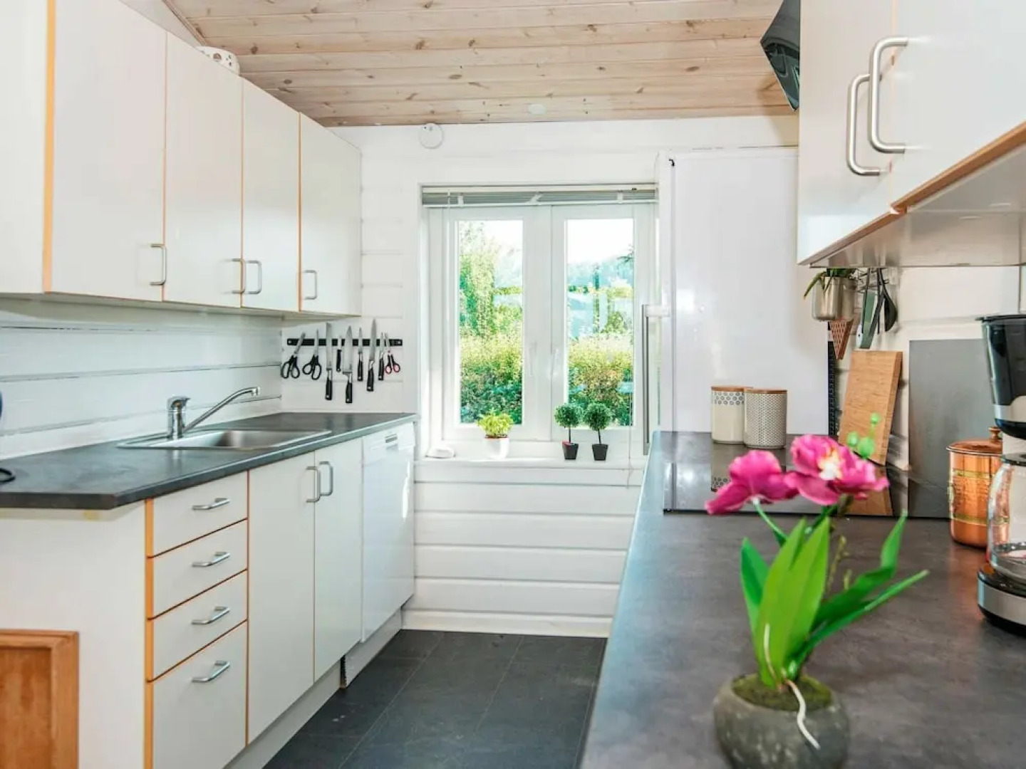 Spacious Holiday Home in Egernsund with Hot Tub