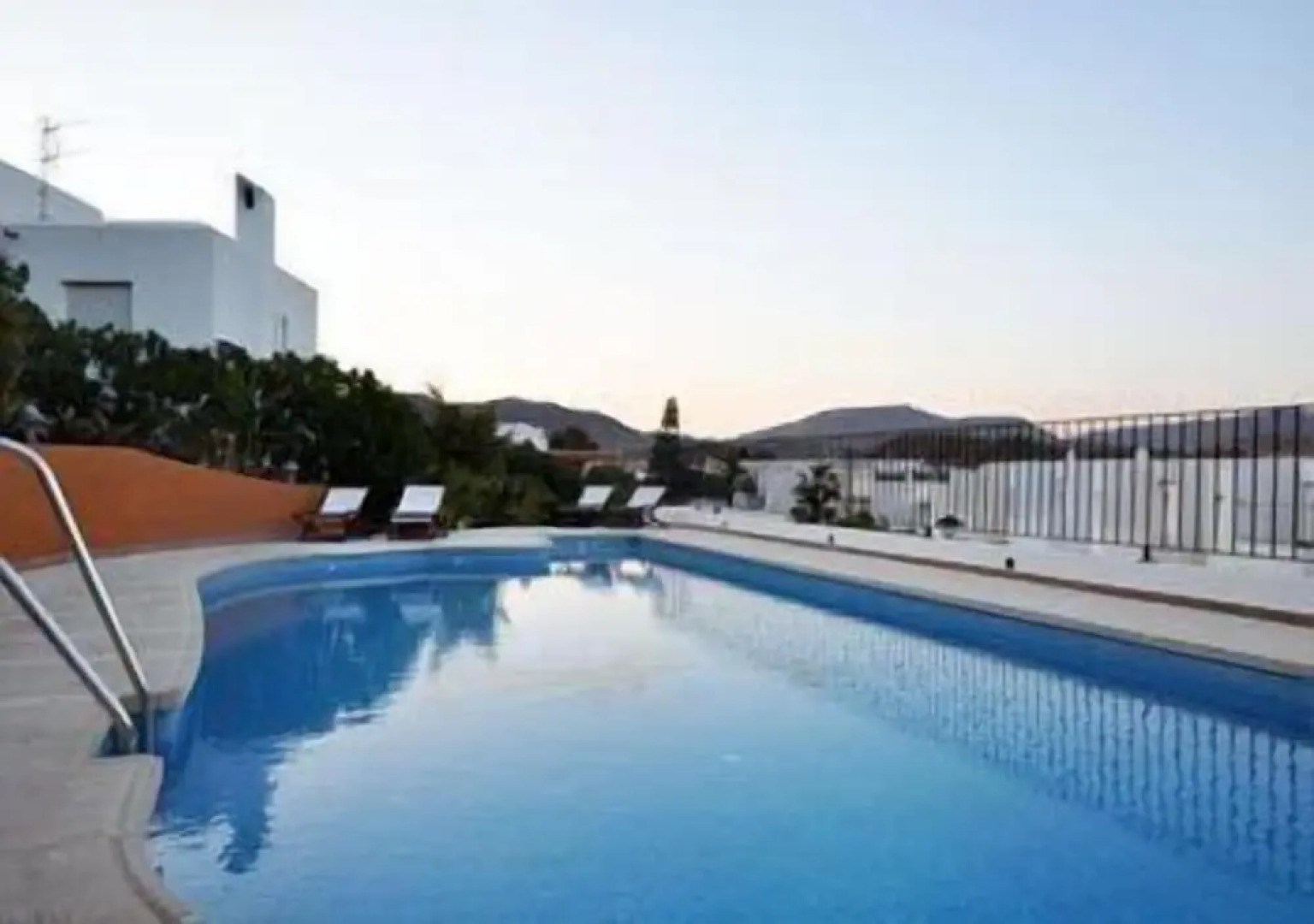 Hostal El Dorado Cabodegata