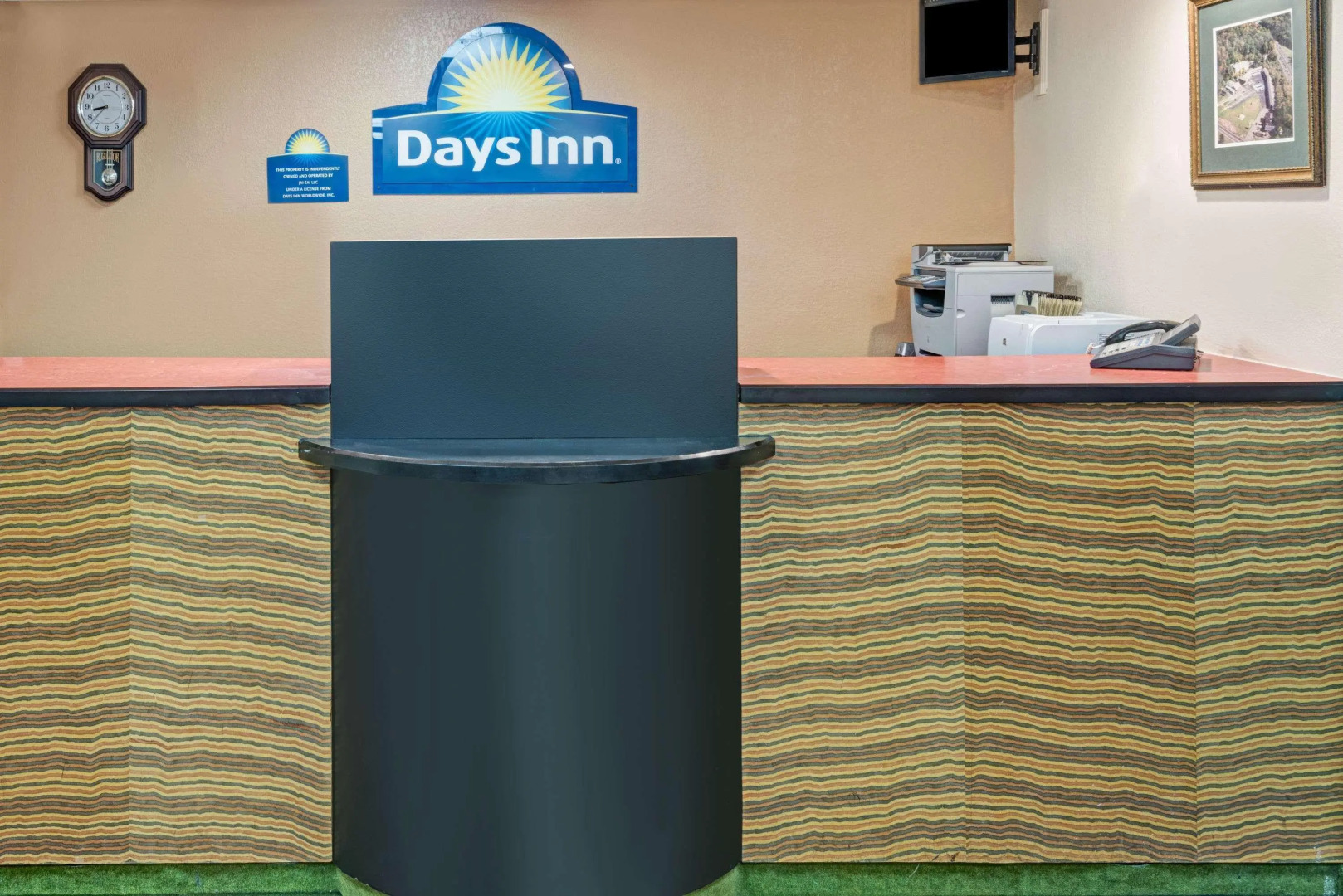 Days Inn and Conference Center Branford