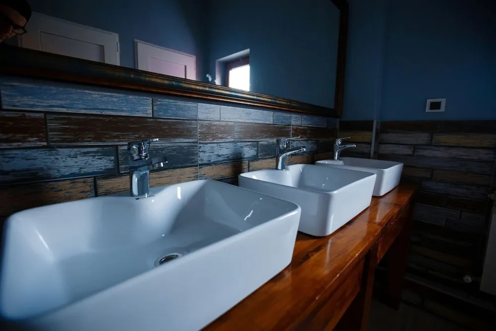 Mountain Road Hostel