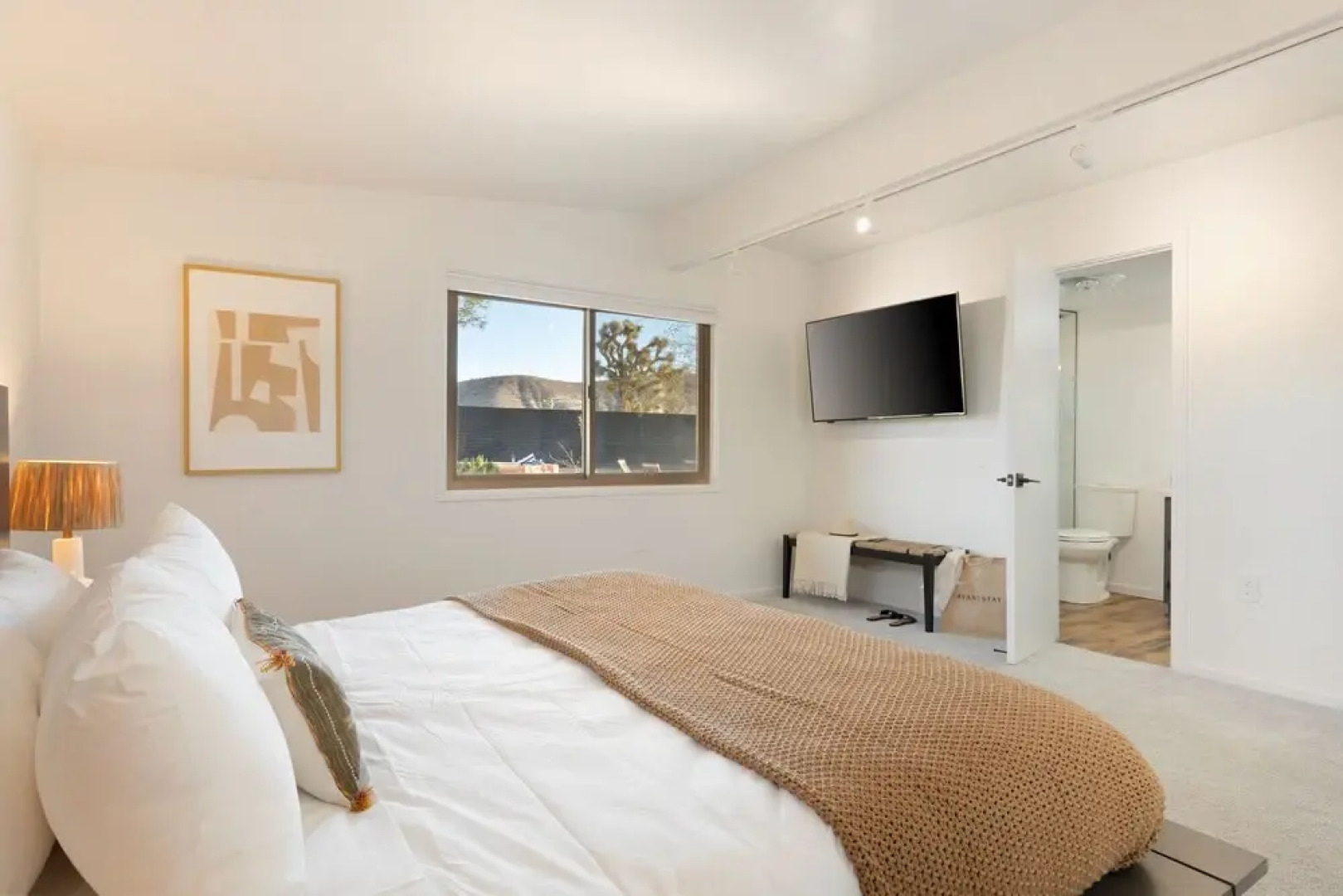 Acacia By Avantstay - Modern J Tree Escape w Cowboy Pool, Fire Pit, Ping Pong & Pool Table