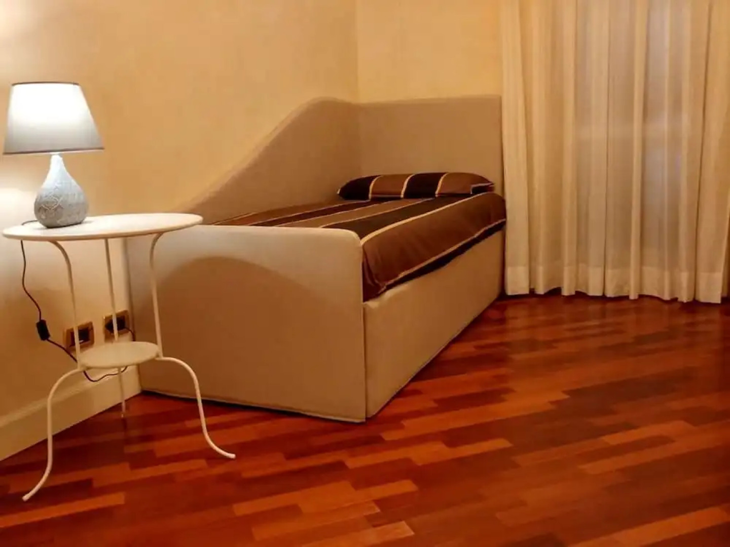 Luxurious Villa in Lombardy with Garden & Hot Tub