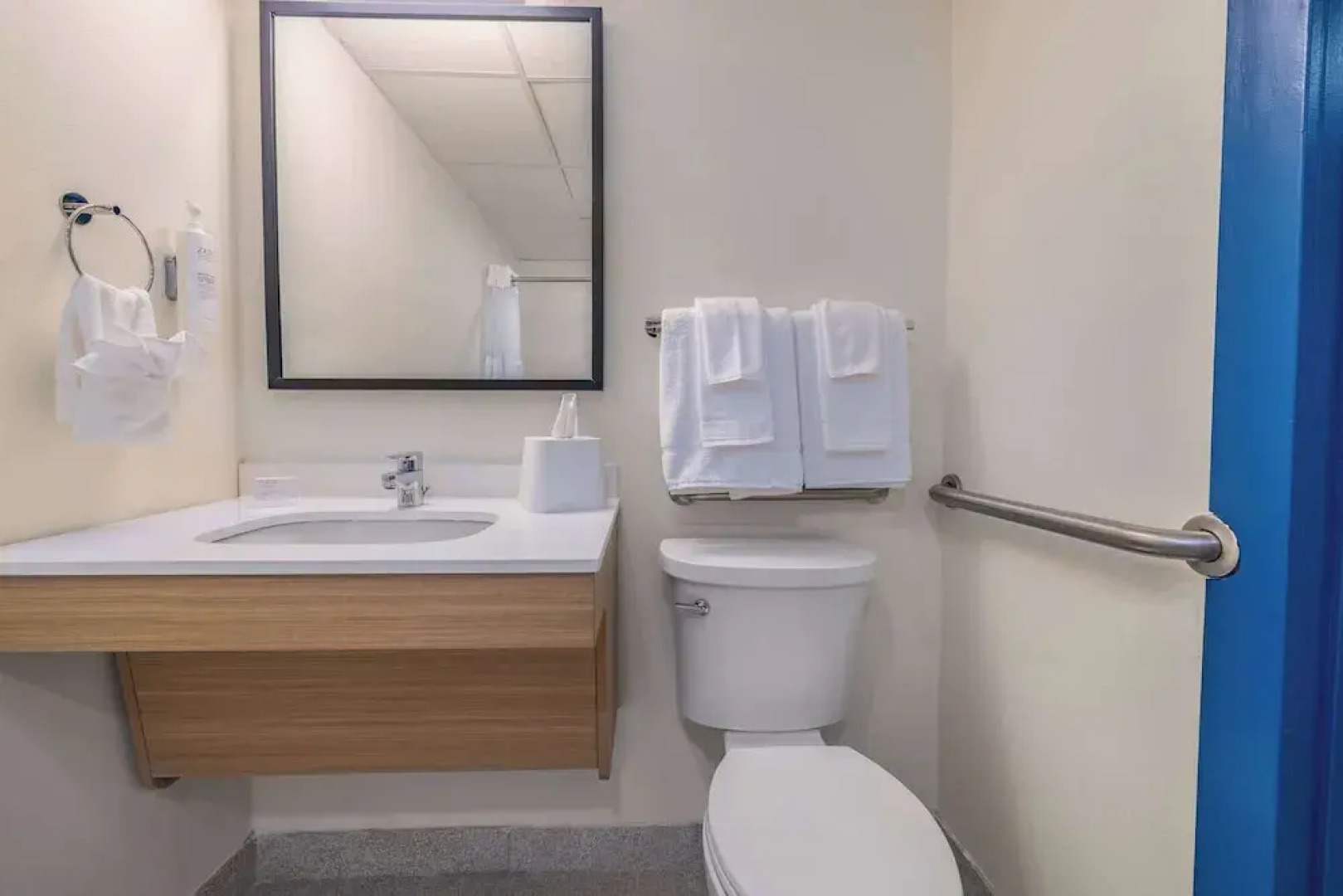 Spark by Hilton Clarks Summit