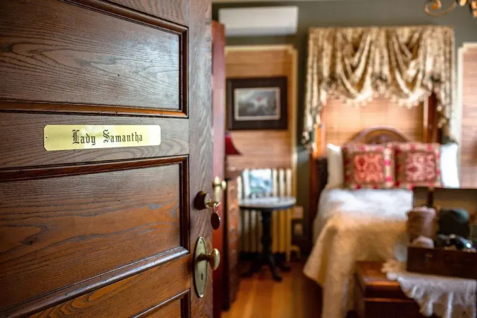 Mathis House, A Victorian Bed & Breakfast and Tea Room at 600 Main