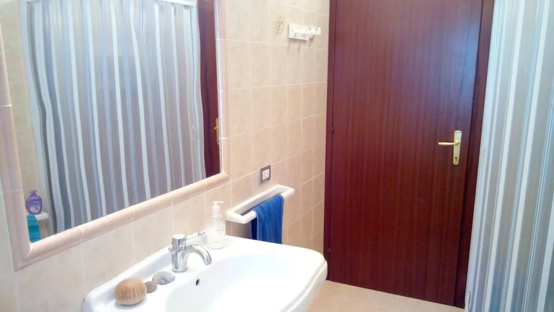 House With 2 Bedrooms in Buggerru, With Furnished Balcony - 2 km From