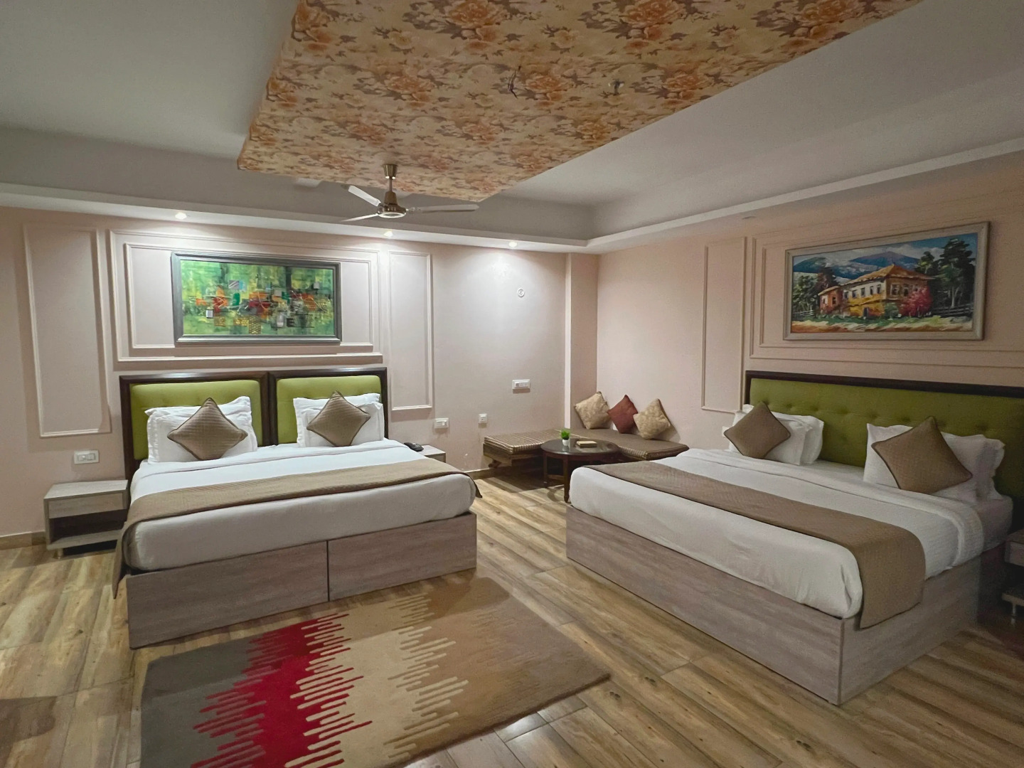 Peaks And Pines Resort