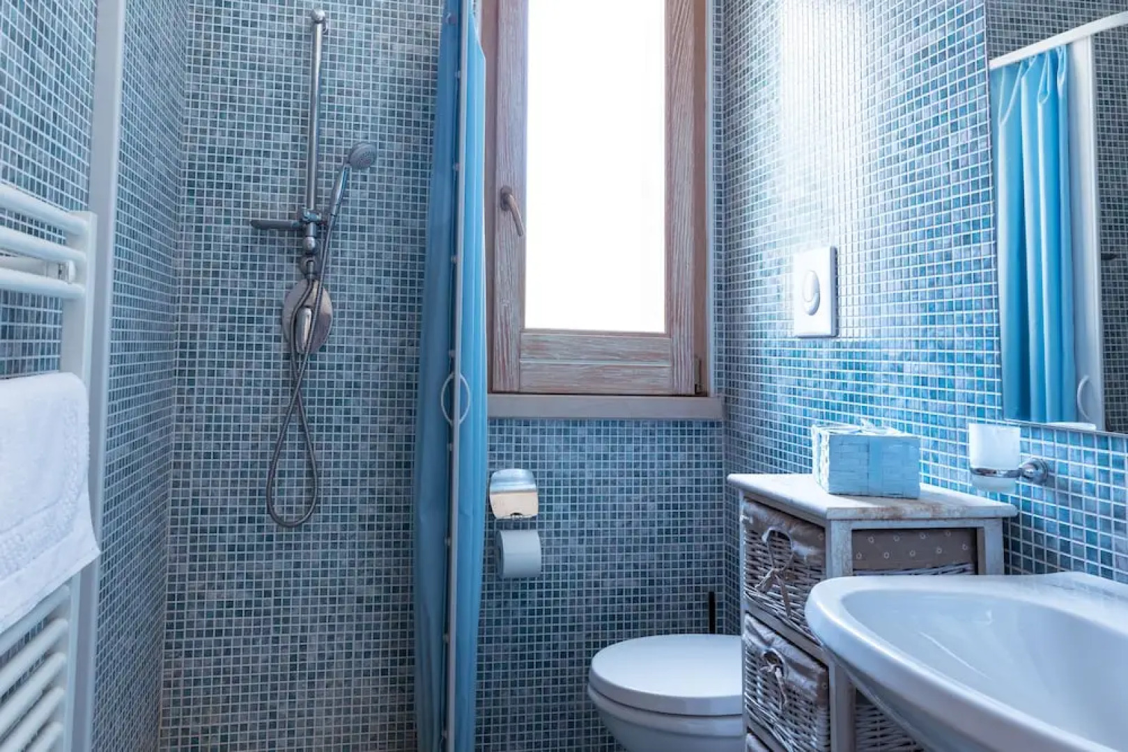 Trulli nel Blu Dipinto di Blu