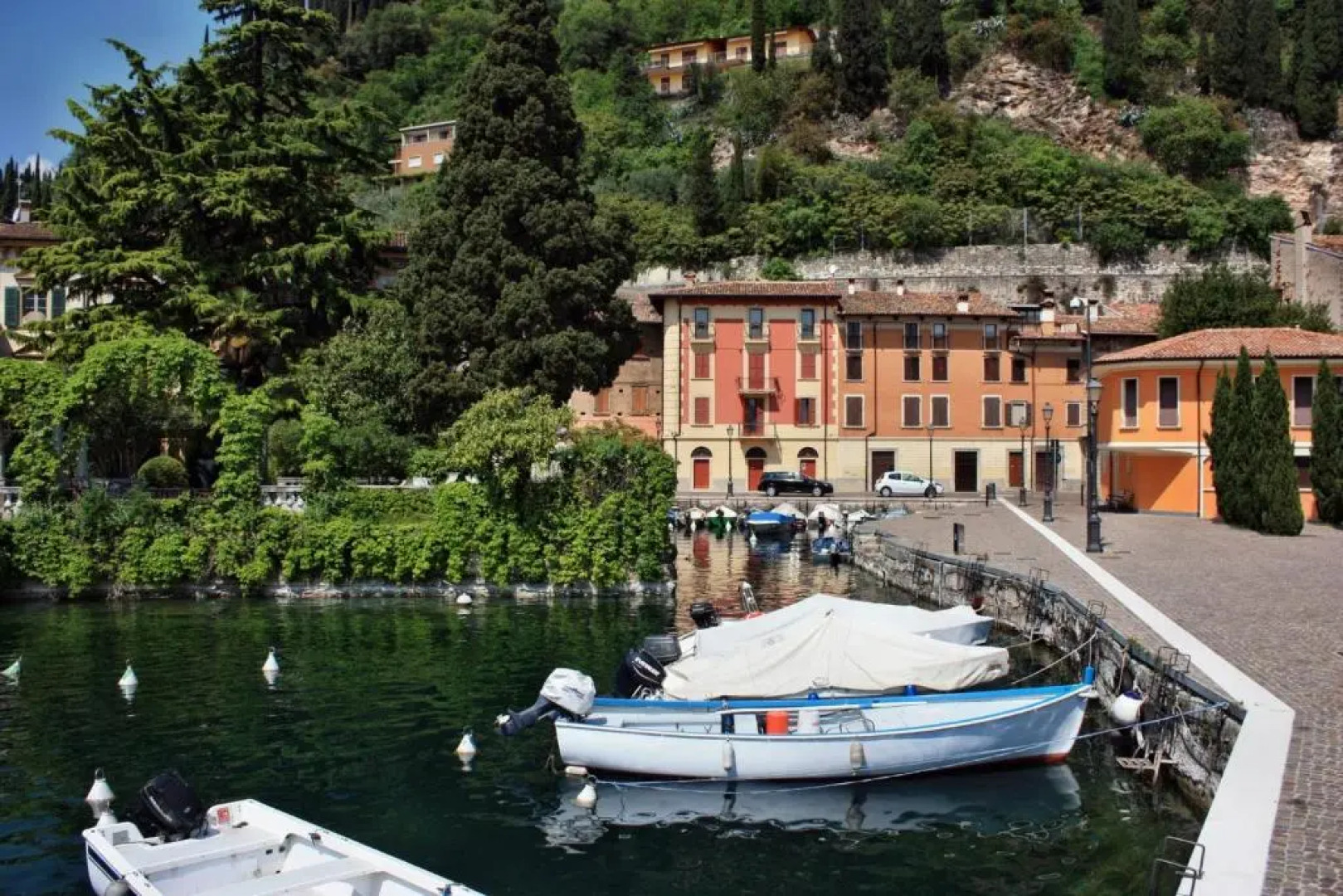 Casa Marsilva - holiday apartment with roof terrace, near the lake