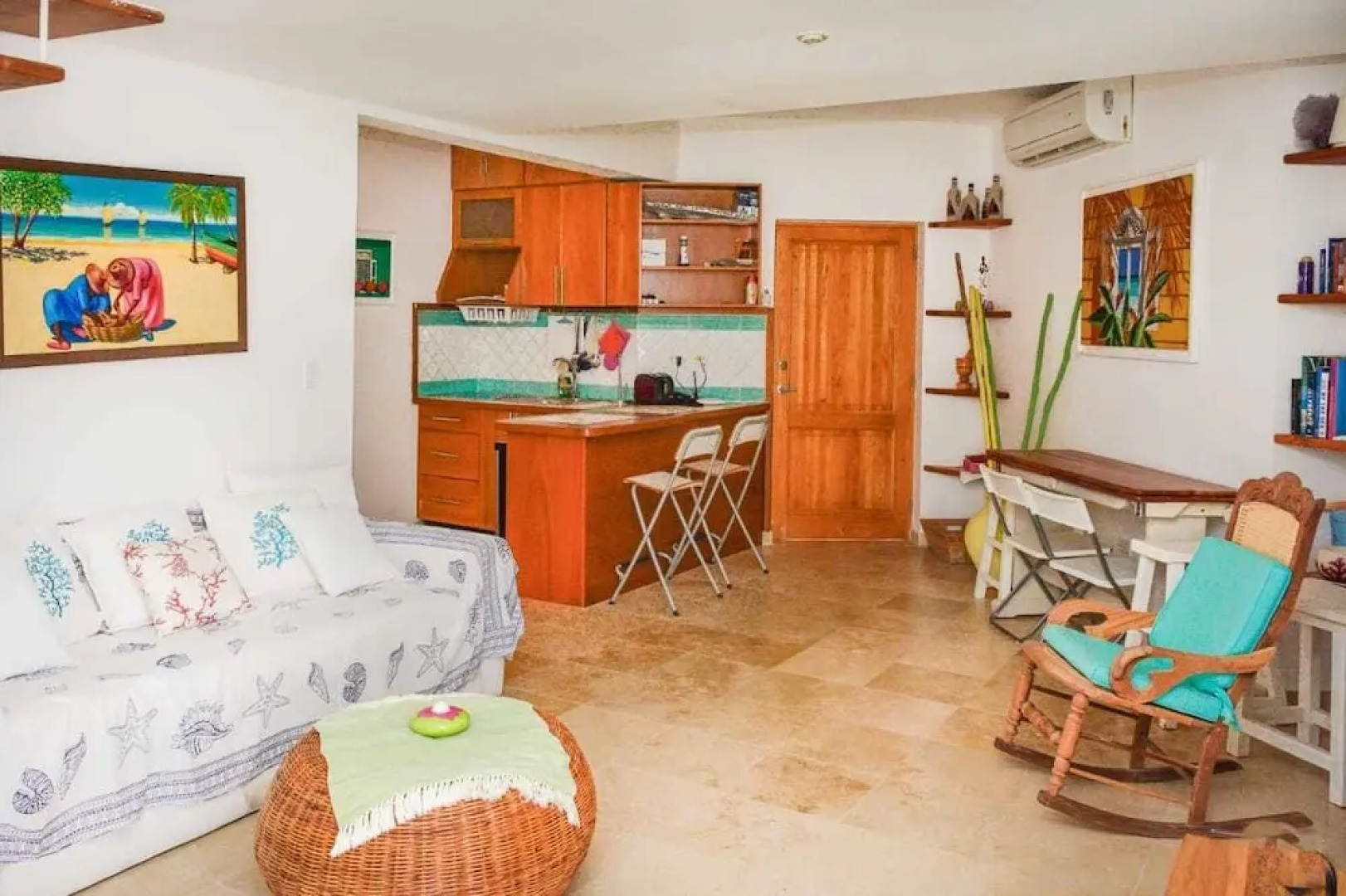 Cadaques Caribe Apartment