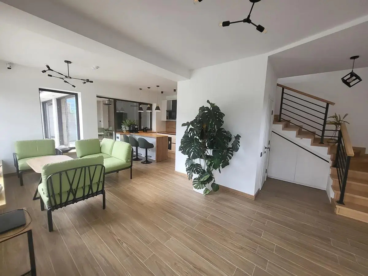 Dili Dream (Дили Дрим)