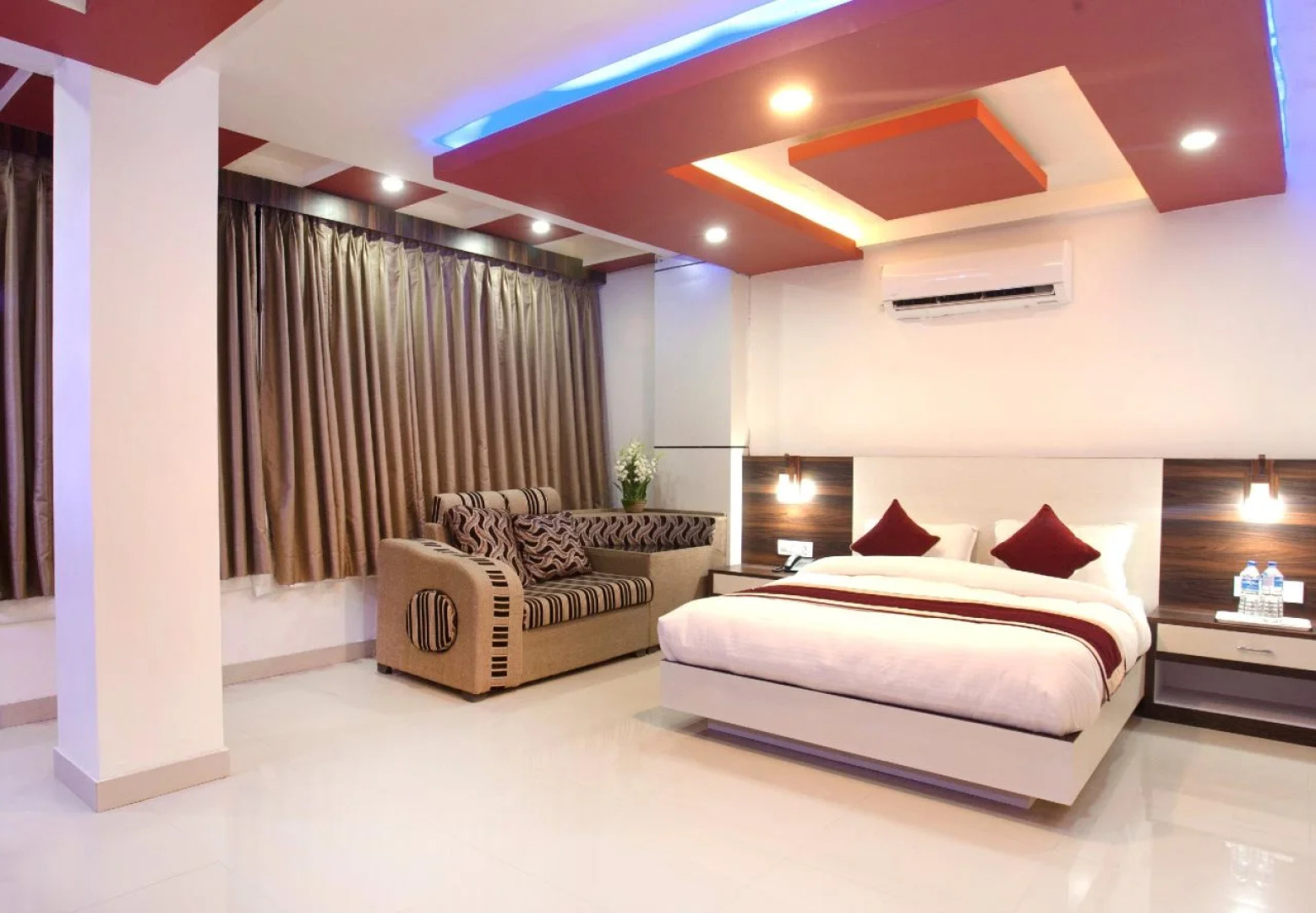 OYO 347 Hotel New Atithi