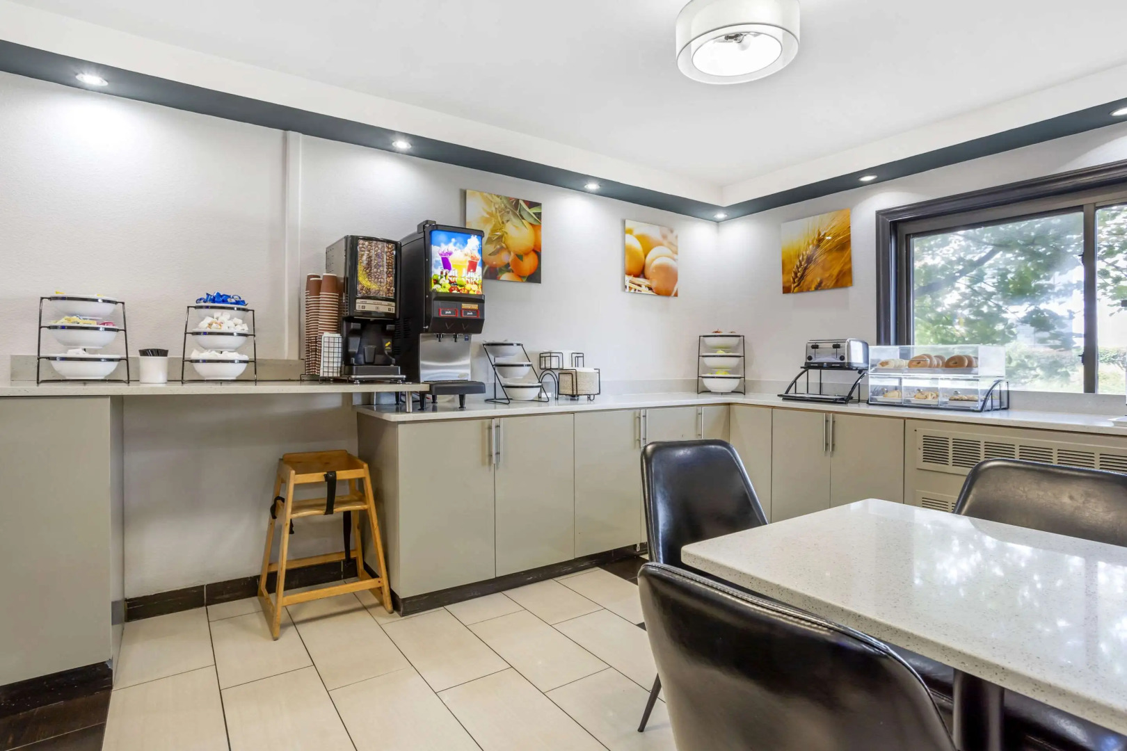 Comfort Inn Edgewater on Hudson River