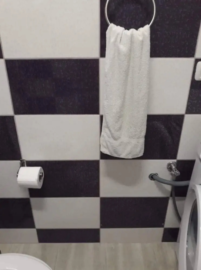 Impeccable 1-bed Studio in Roșu