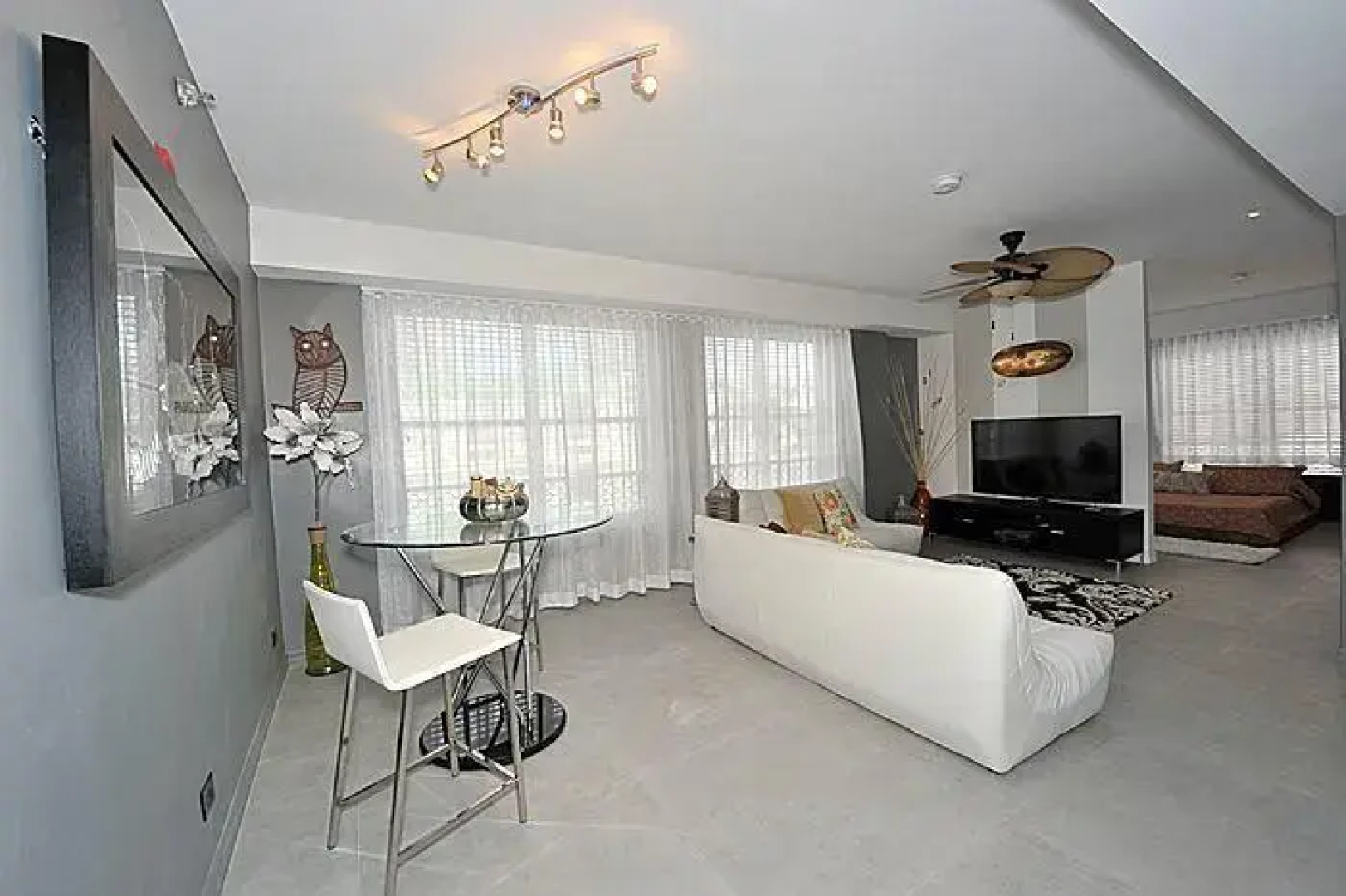 Chic Bohemian Apartment at the Mercury Hotel