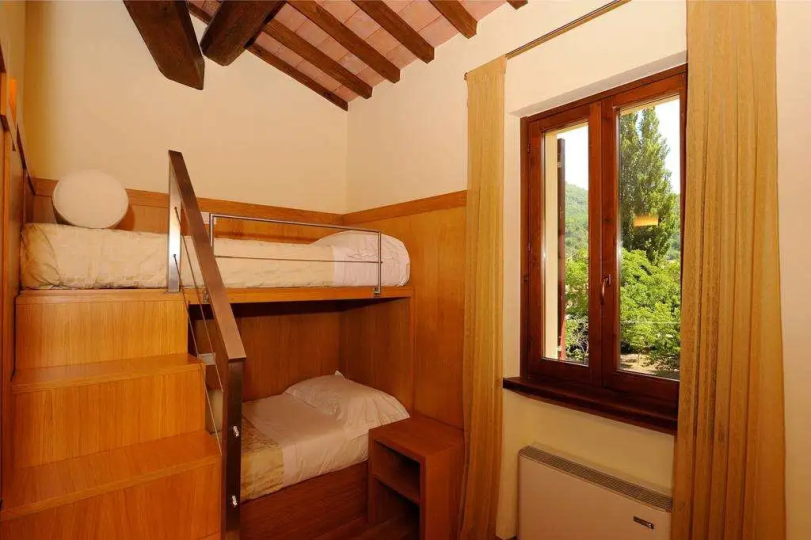 Guesia Village Hotel & Spa