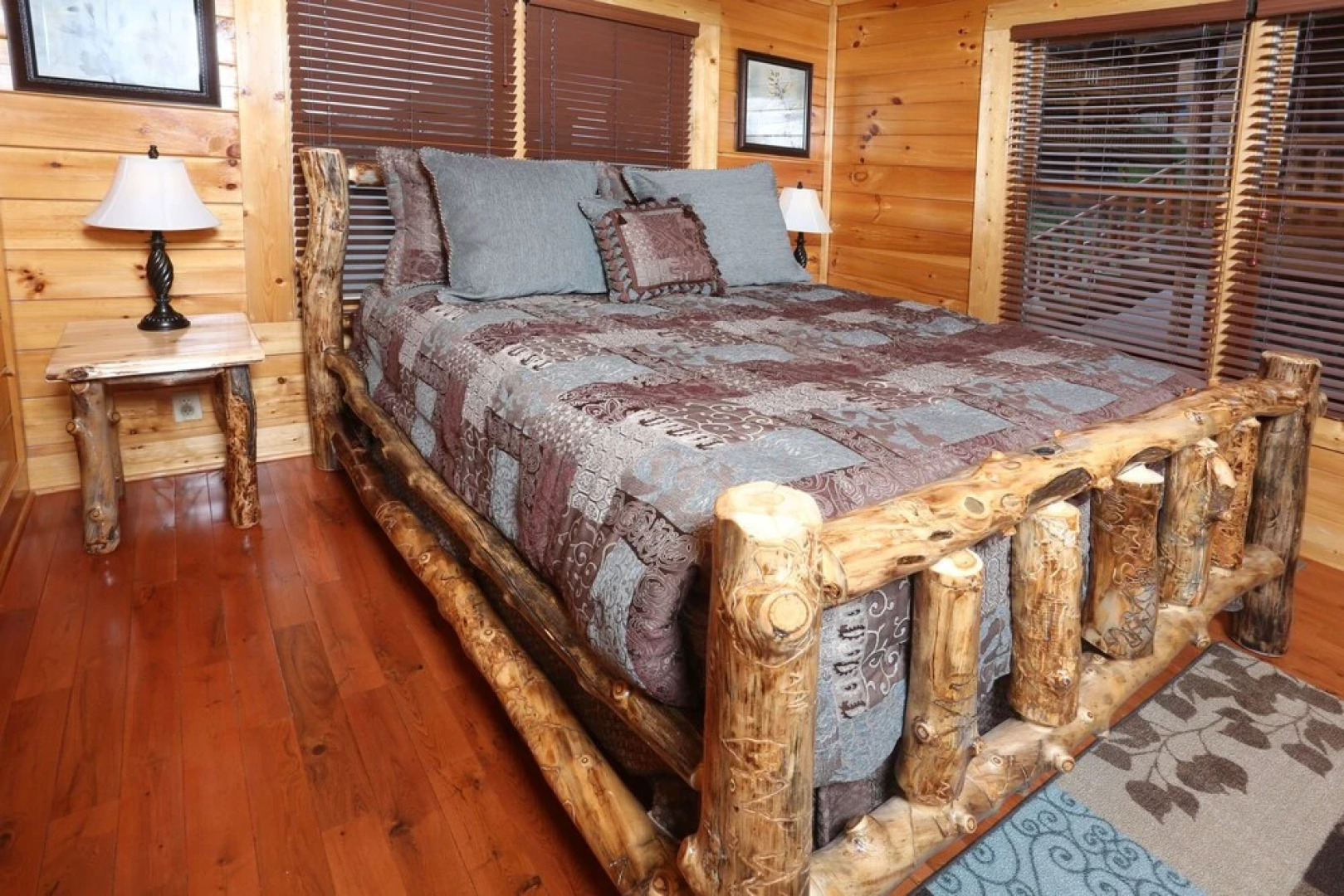 Mountain Dreams 2 Br cabin by RedAwning