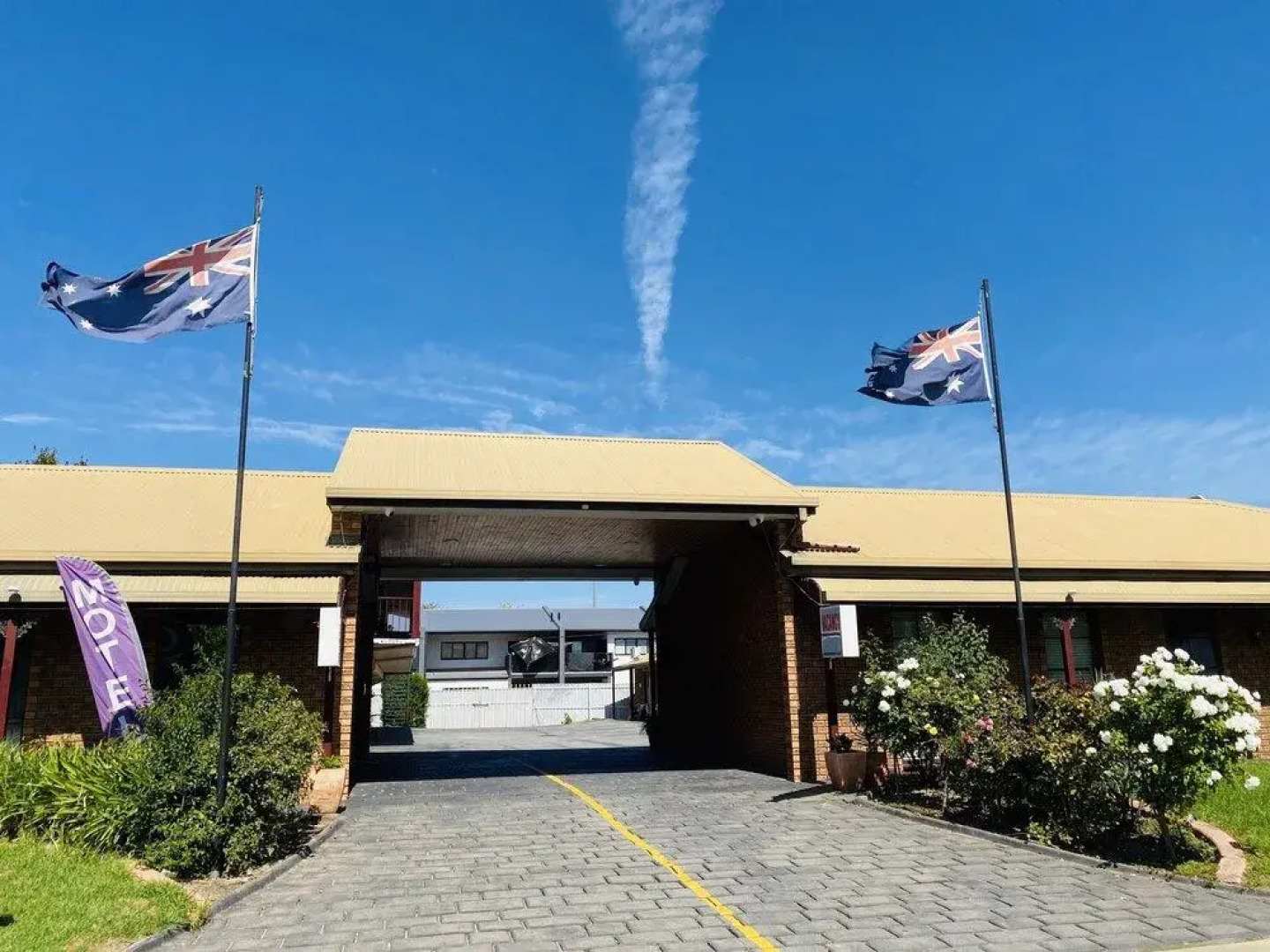 The Cottage Motor Inn Albury CBD