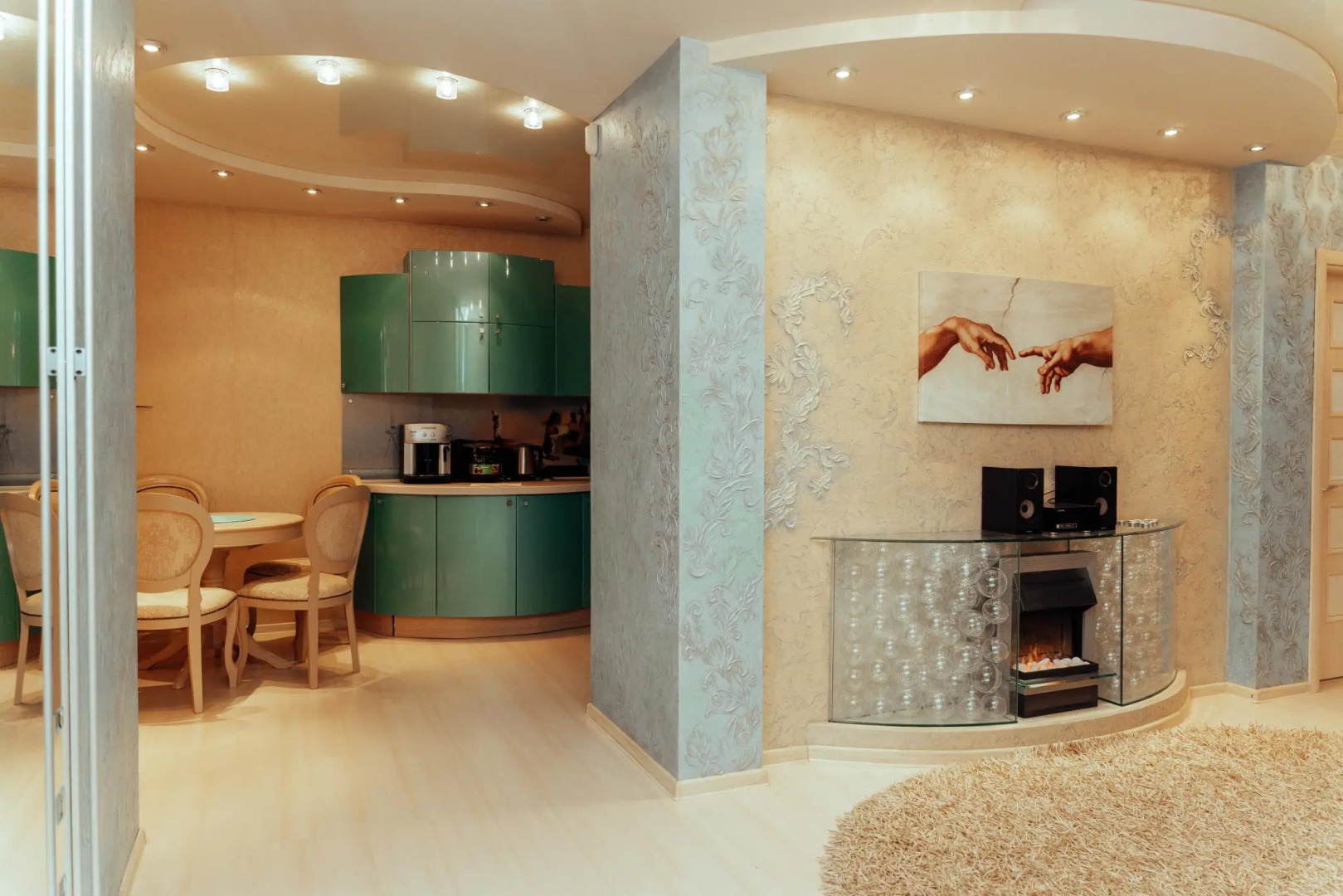 Leto Apart (Лето Апарт) на улице Мильчакова