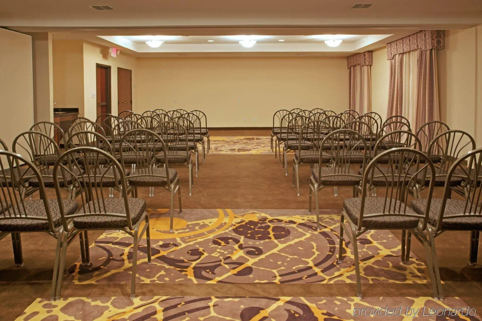 Holiday Inn Express Hotel & Suites Pearland by IHG