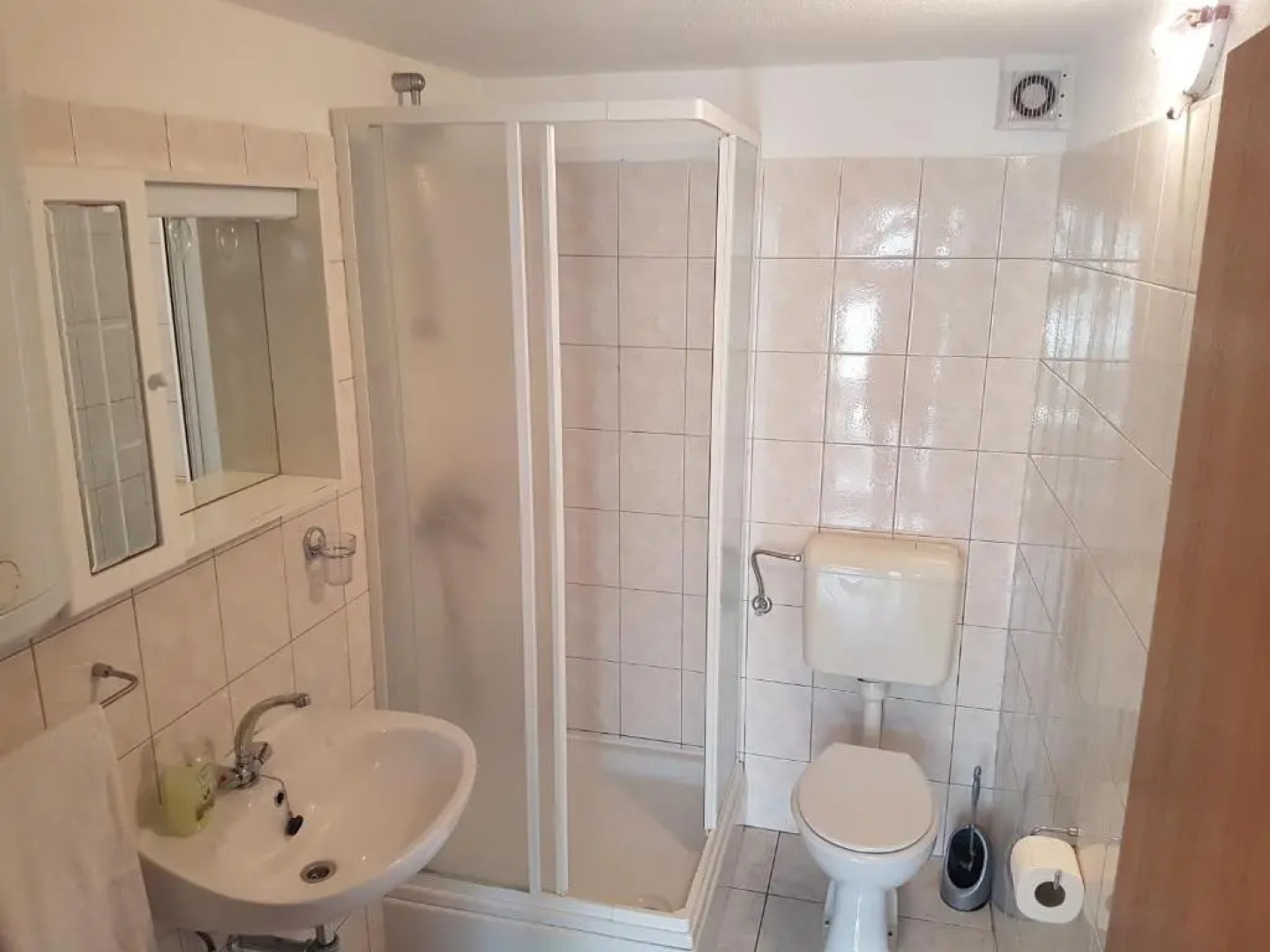 Apartments Lovrić - 30 meters to the beach