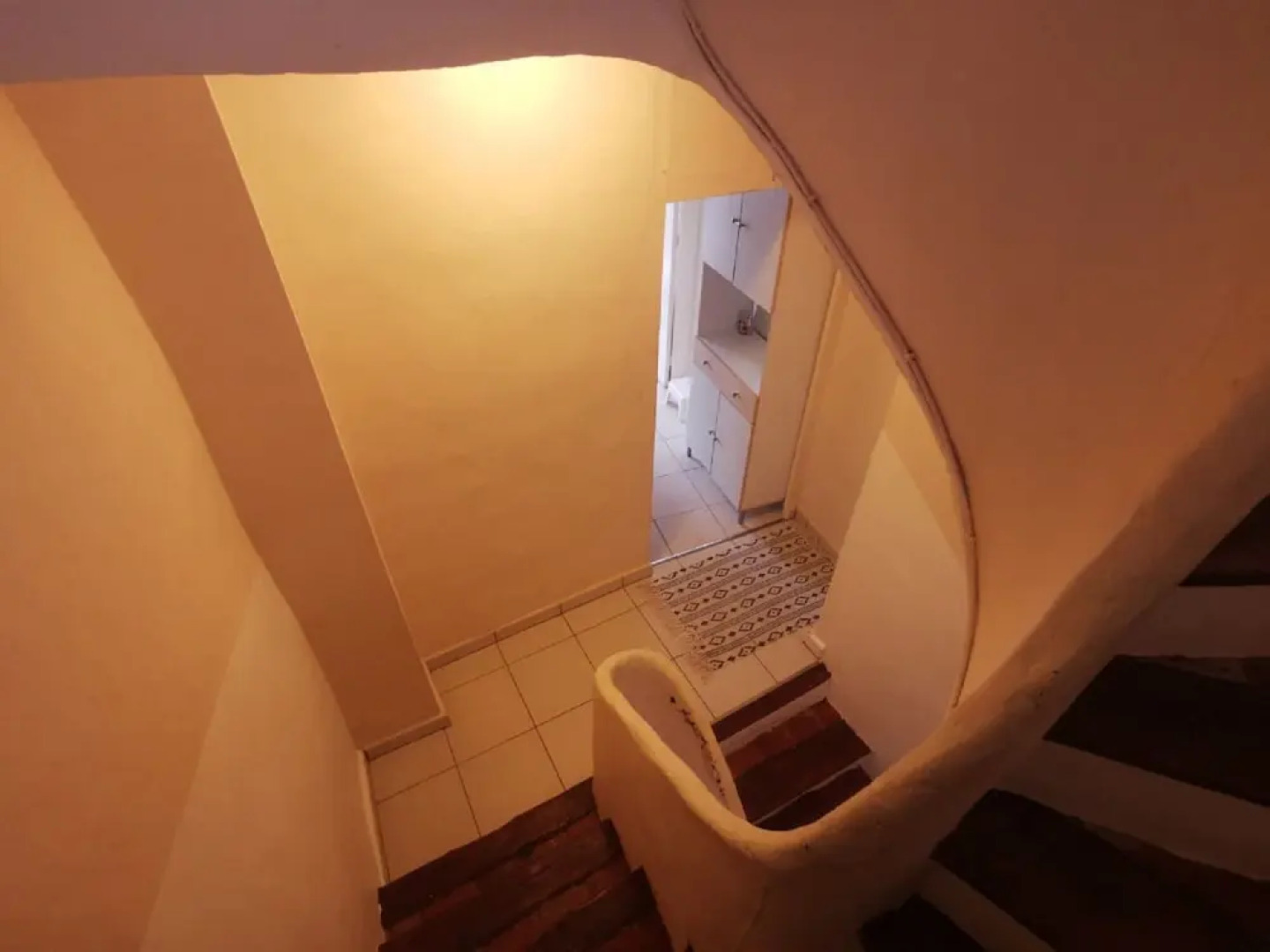 Beautiful Holiday Home With Fireplace