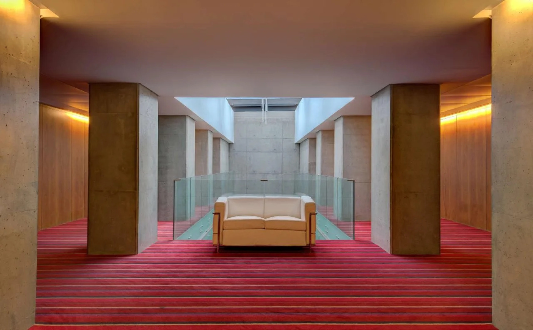 VIP Executive Art's Hotel